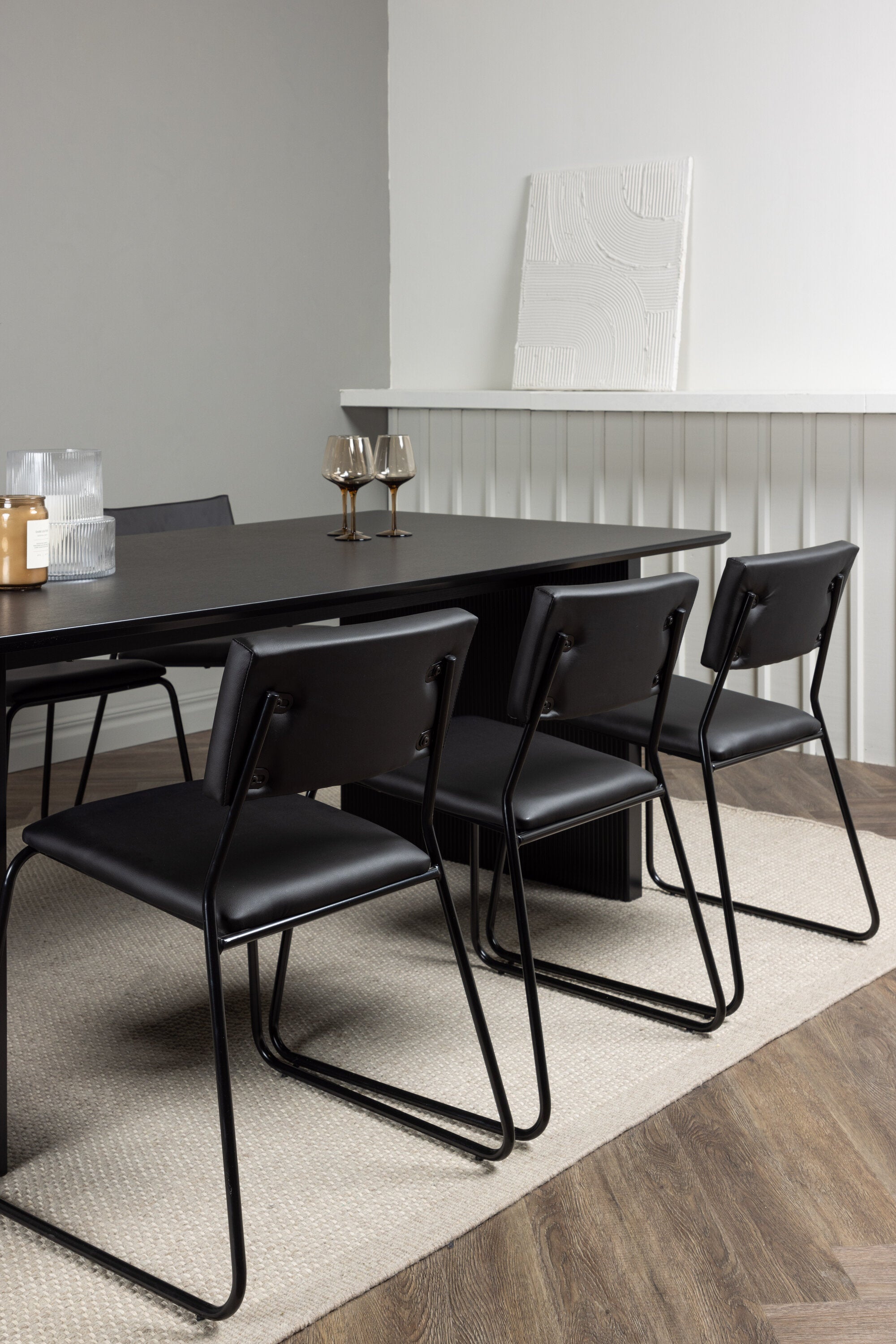 Matgrupp Vail med 6st matstolar Kenth-GR Dining Set-Venture Home-peaceofhome.se