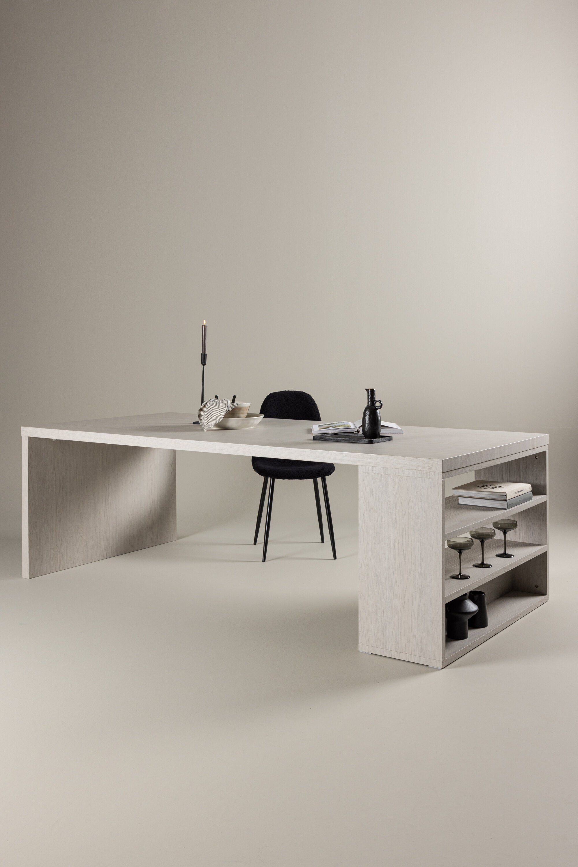 Mika Matbord-Dining Table-Venture Home-peaceofhome.se