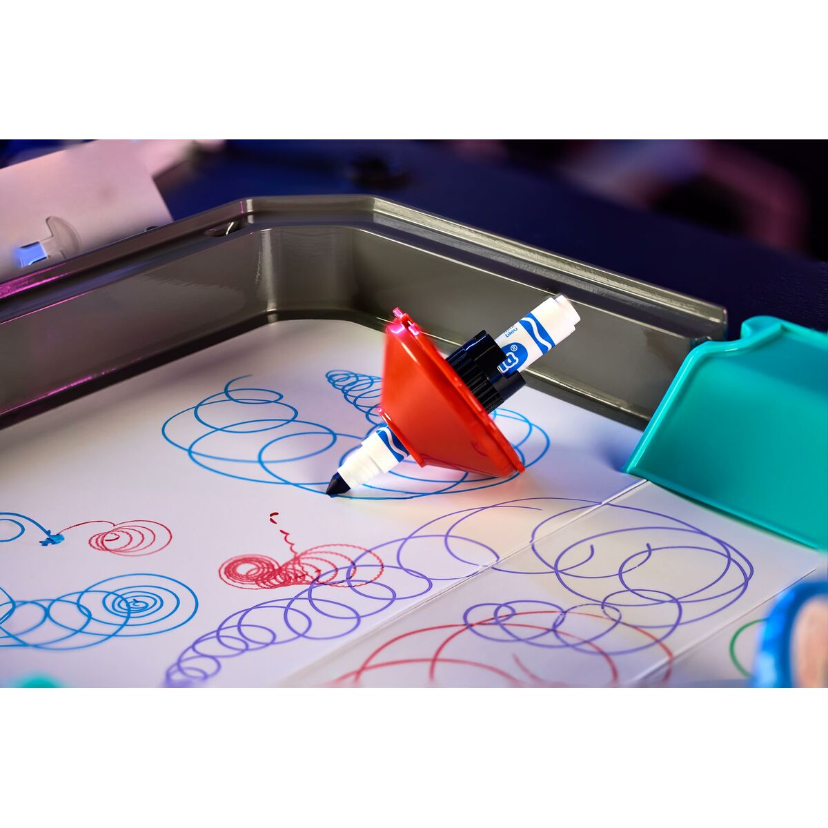 Modellera Spel Crayola-Kontor och Kontorsmaterial, Kulspetspennor, pennor och skrivverktyg-Crayola-peaceofhome.se