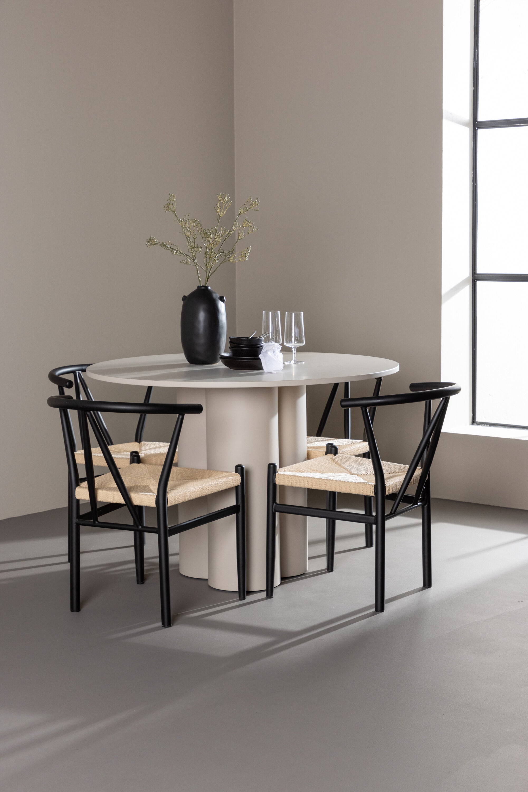 Olivia Matbord med Alfons Matstol-GR Dining Set-Venture Home-peaceofhome.se