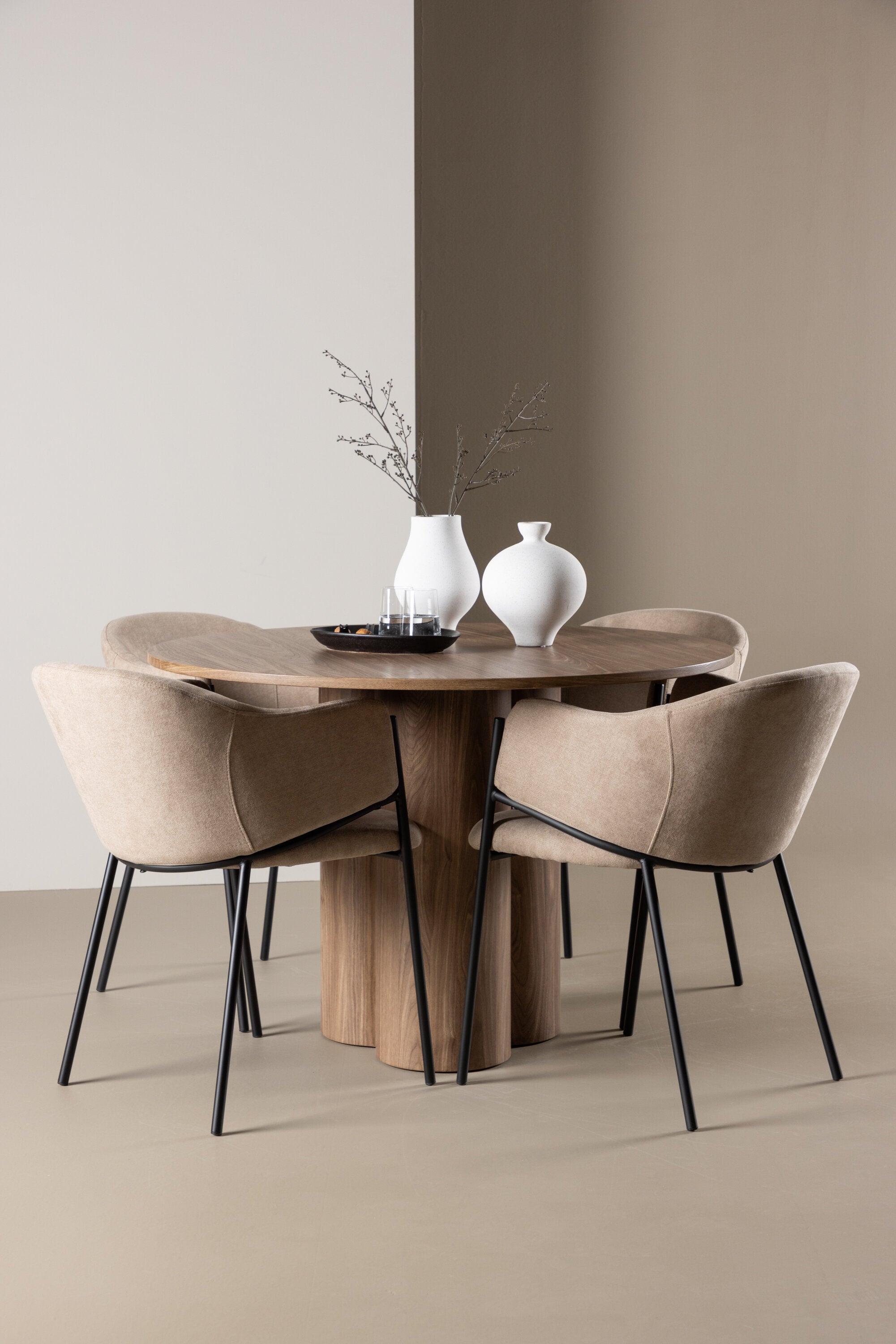 Olivia Matbord med Evelina Matstol-GR Dining Set-Venture Home-peaceofhome.se