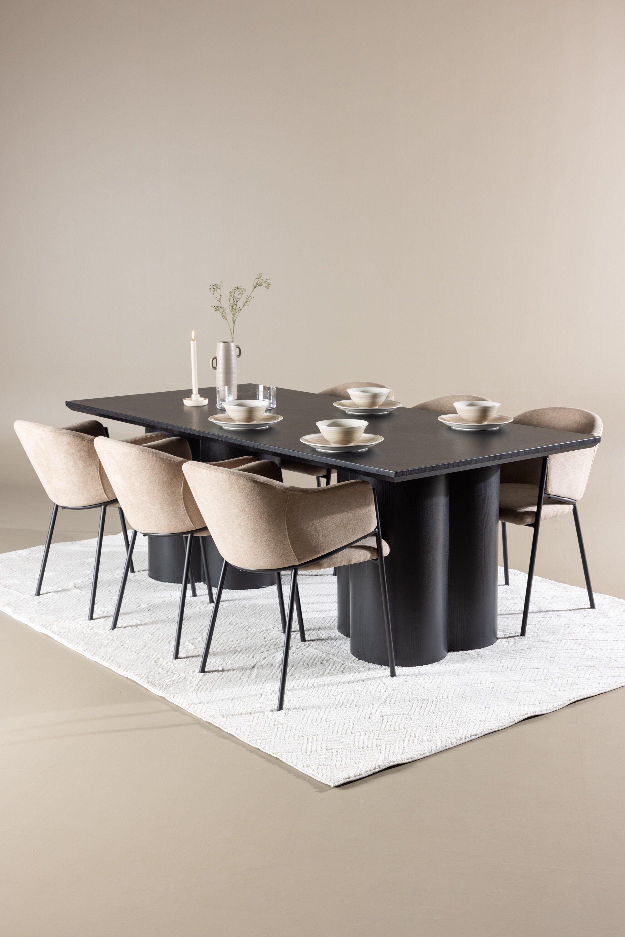 Olivia Matbord med Evelina Matstol-GR Dining Set-Venture Home-peaceofhome.se