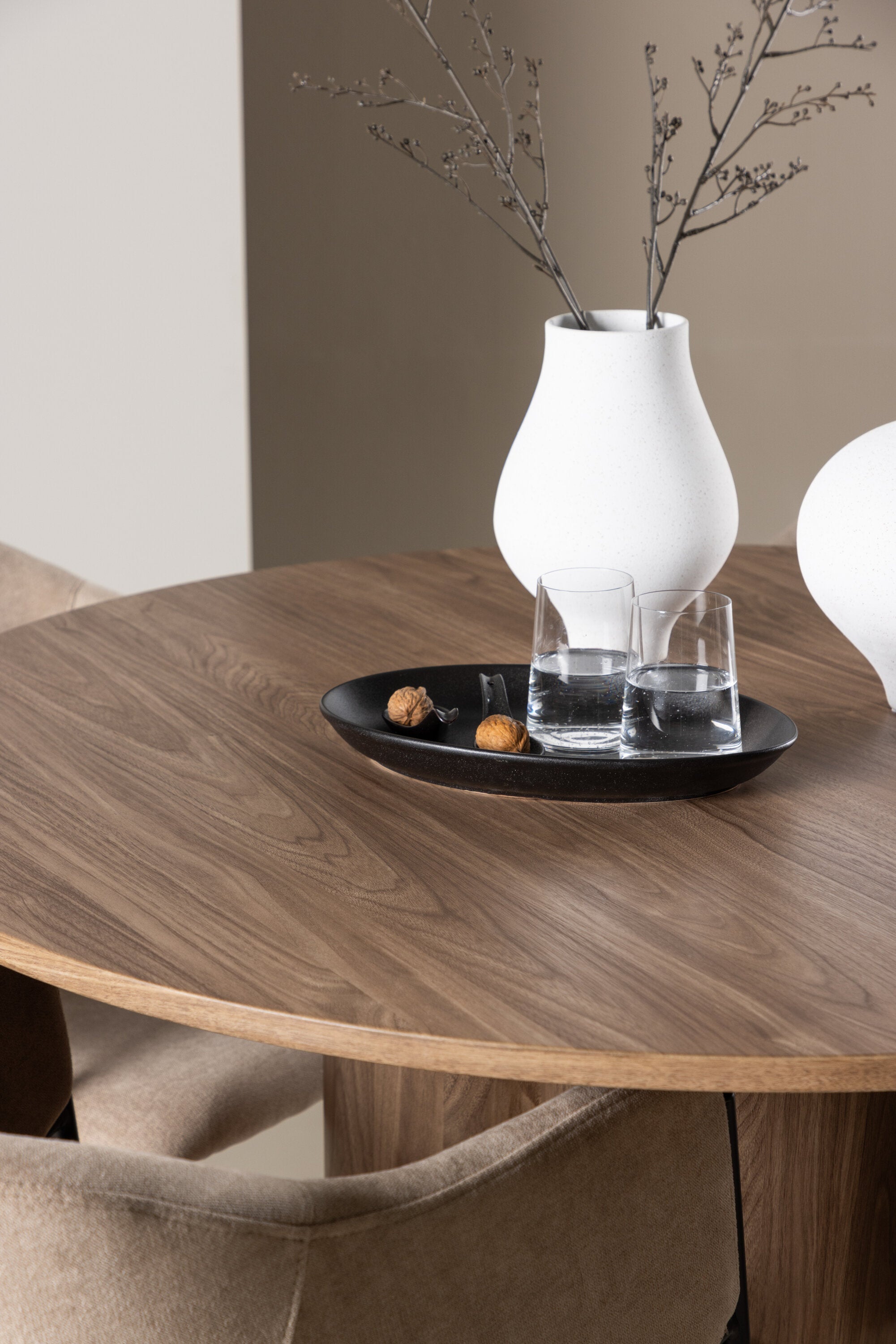 Olivia Matbord med Evelina Matstol-GR Dining Set-Venture Home-peaceofhome.se