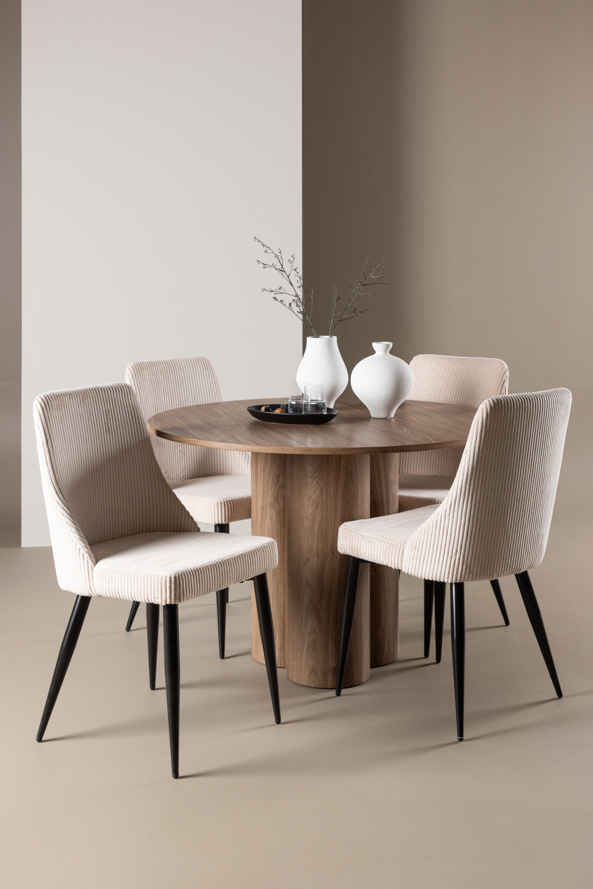 Olivia Matbord med Leone Matstol-GR Dining Set-Venture Home-peaceofhome.se