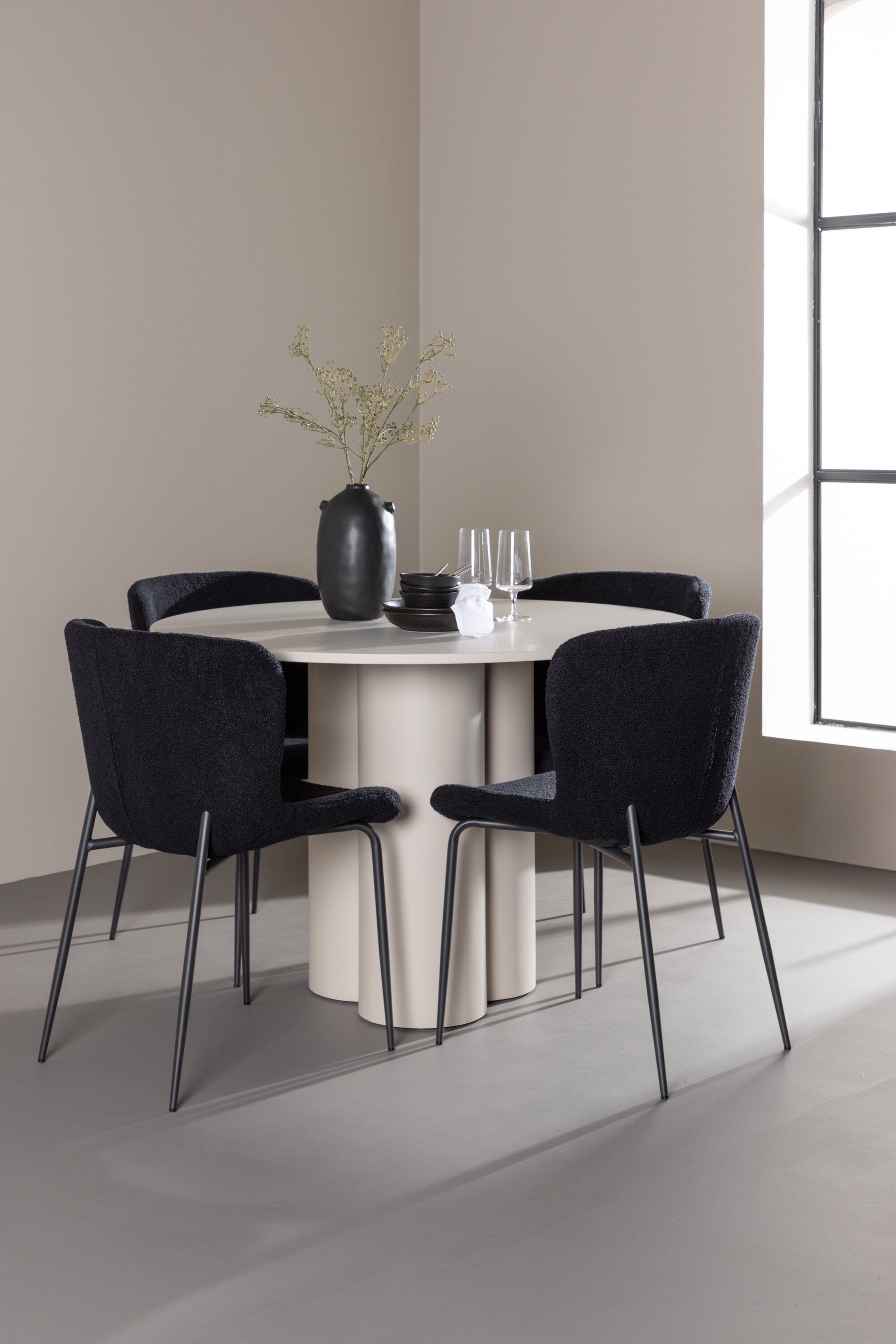 Olivia Matbord med Modesto Matstol-GR Dining Set-Venture Home-peaceofhome.se