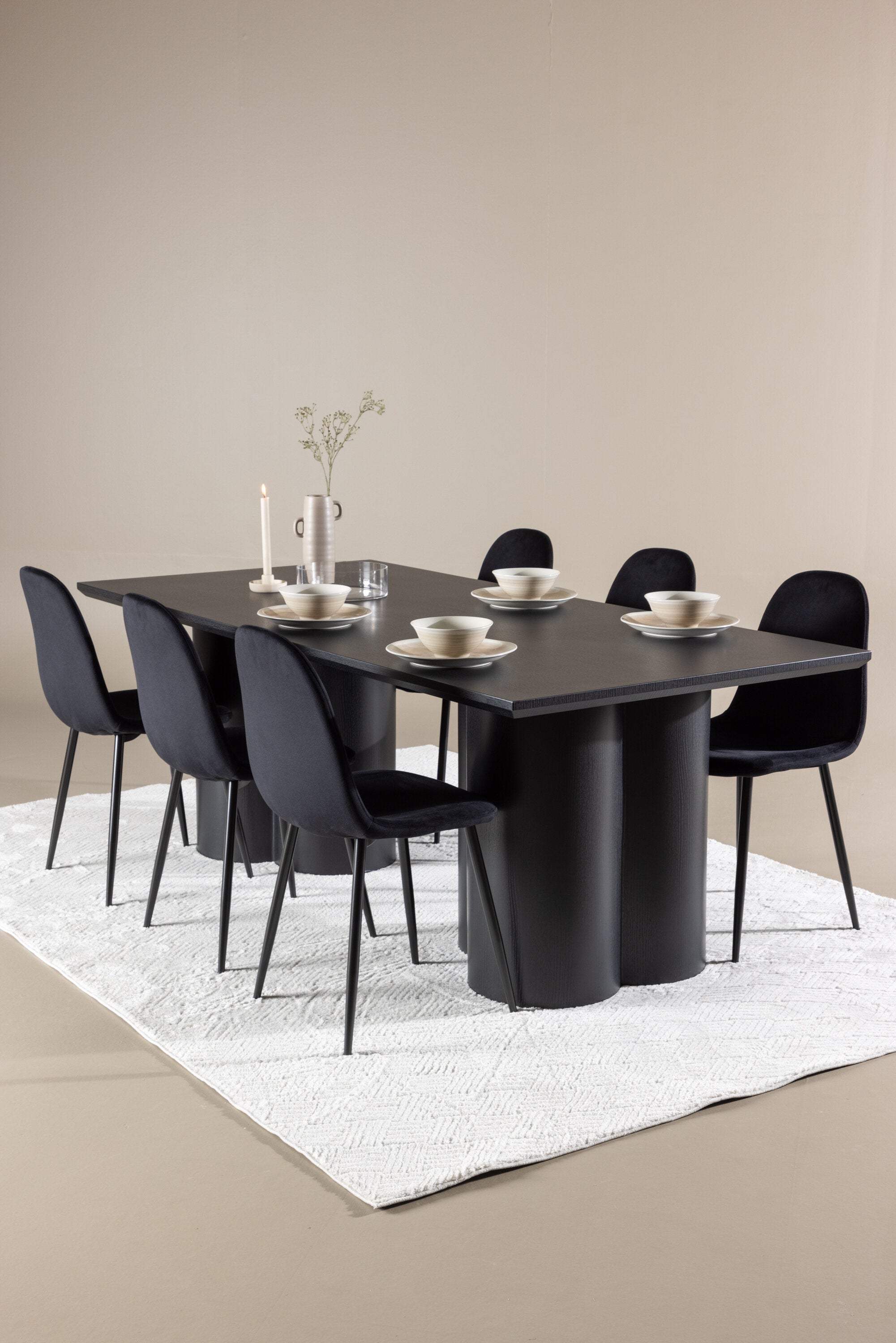 Olivia Matbord med Polar Matstol-GR Dining Set-Venture Home-peaceofhome.se