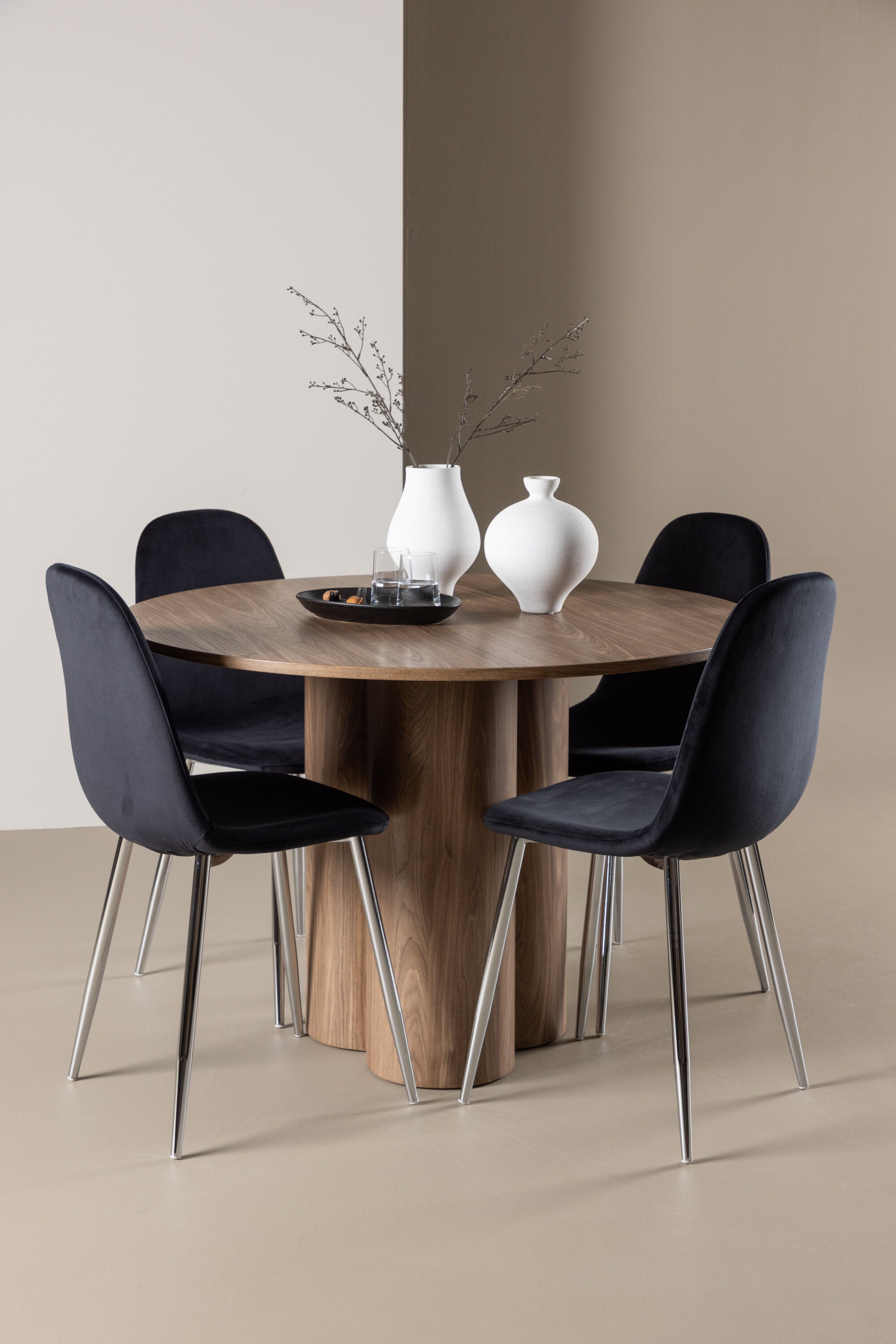 Olivia Matbord med Polar Matstol-GR Dining Set-Venture Home-peaceofhome.se