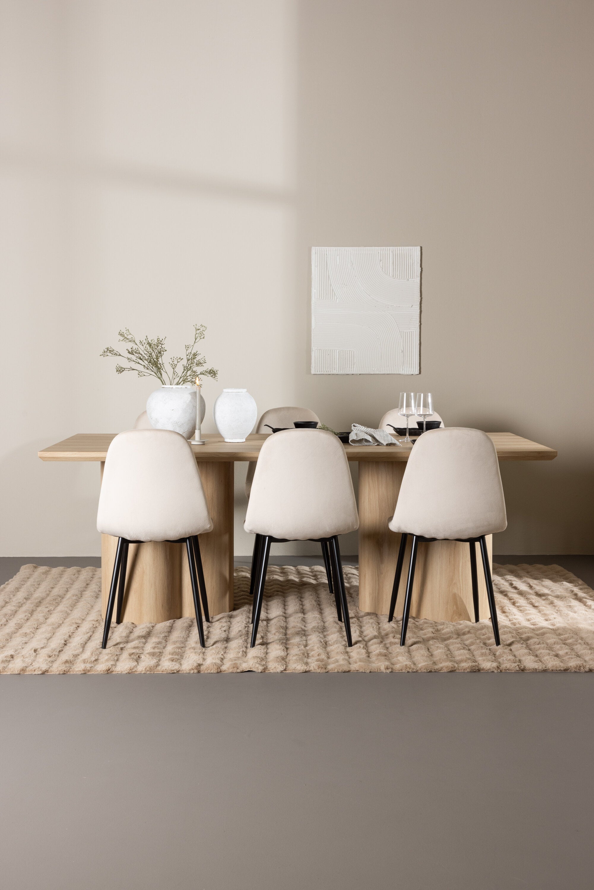 Olivia Matbord med Polar Matstol-GR Dining Set-Venture Home-peaceofhome.se