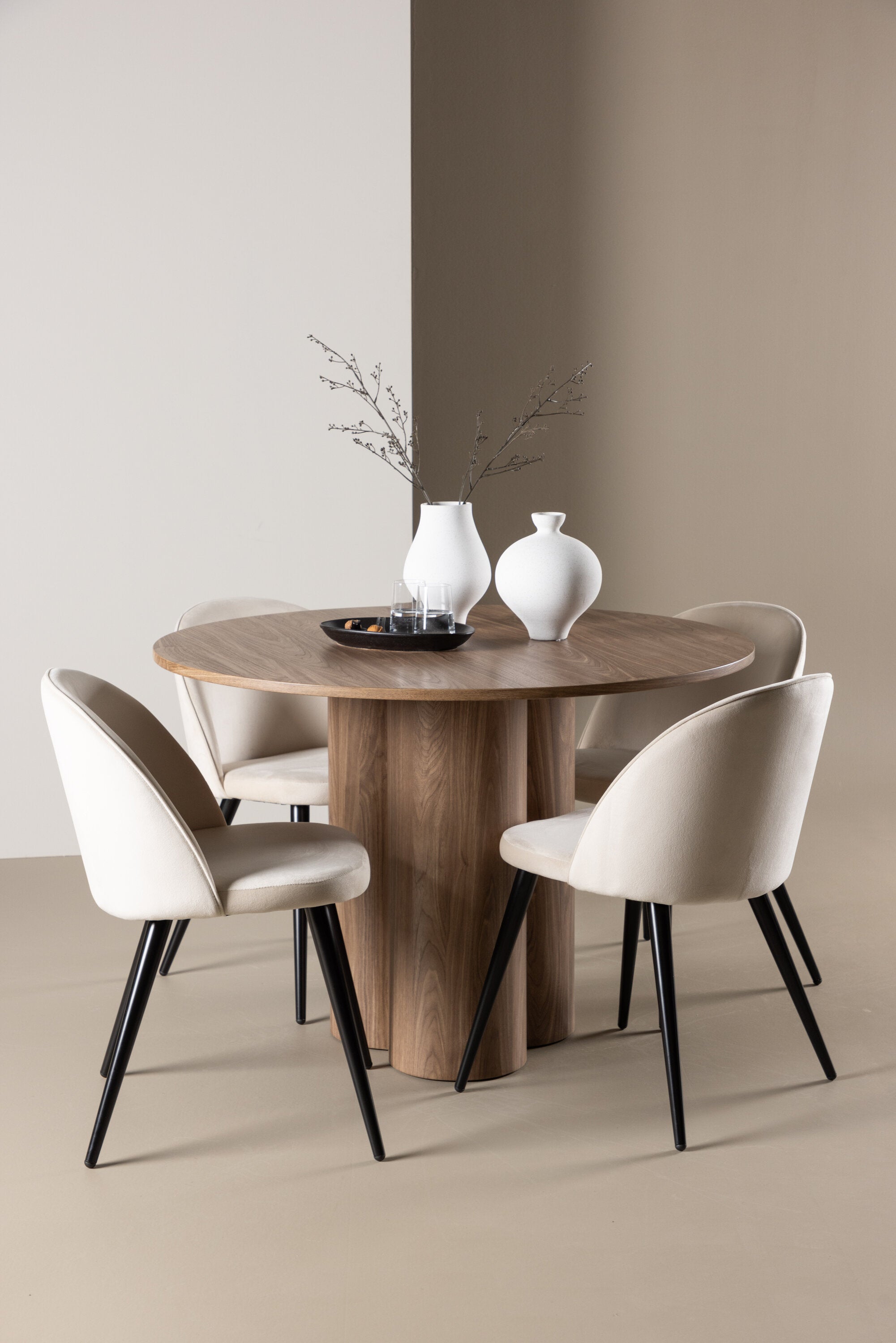 Olivia Matbord med Velvet Matstol-GR Dining Set-Venture Home-peaceofhome.se