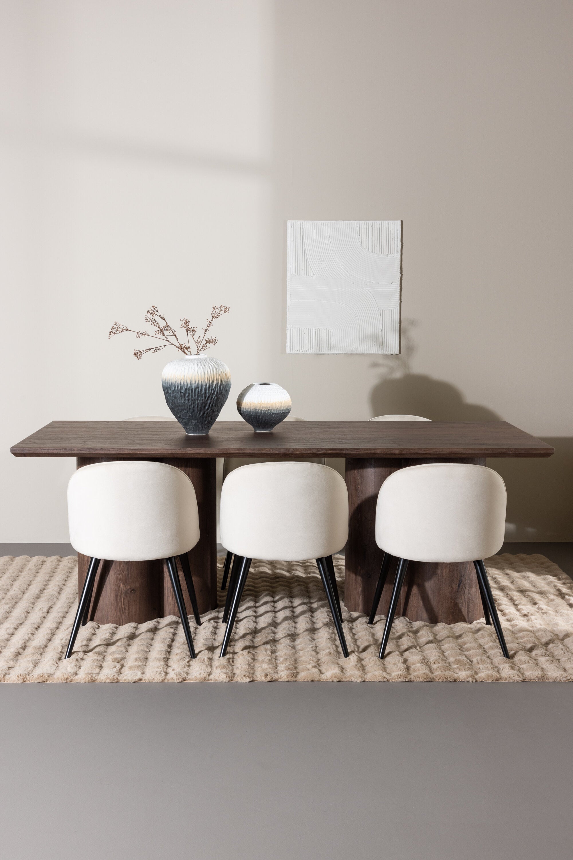 Olivia Matbord med Velvet Matstol-GR Dining Set-Venture Home-peaceofhome.se