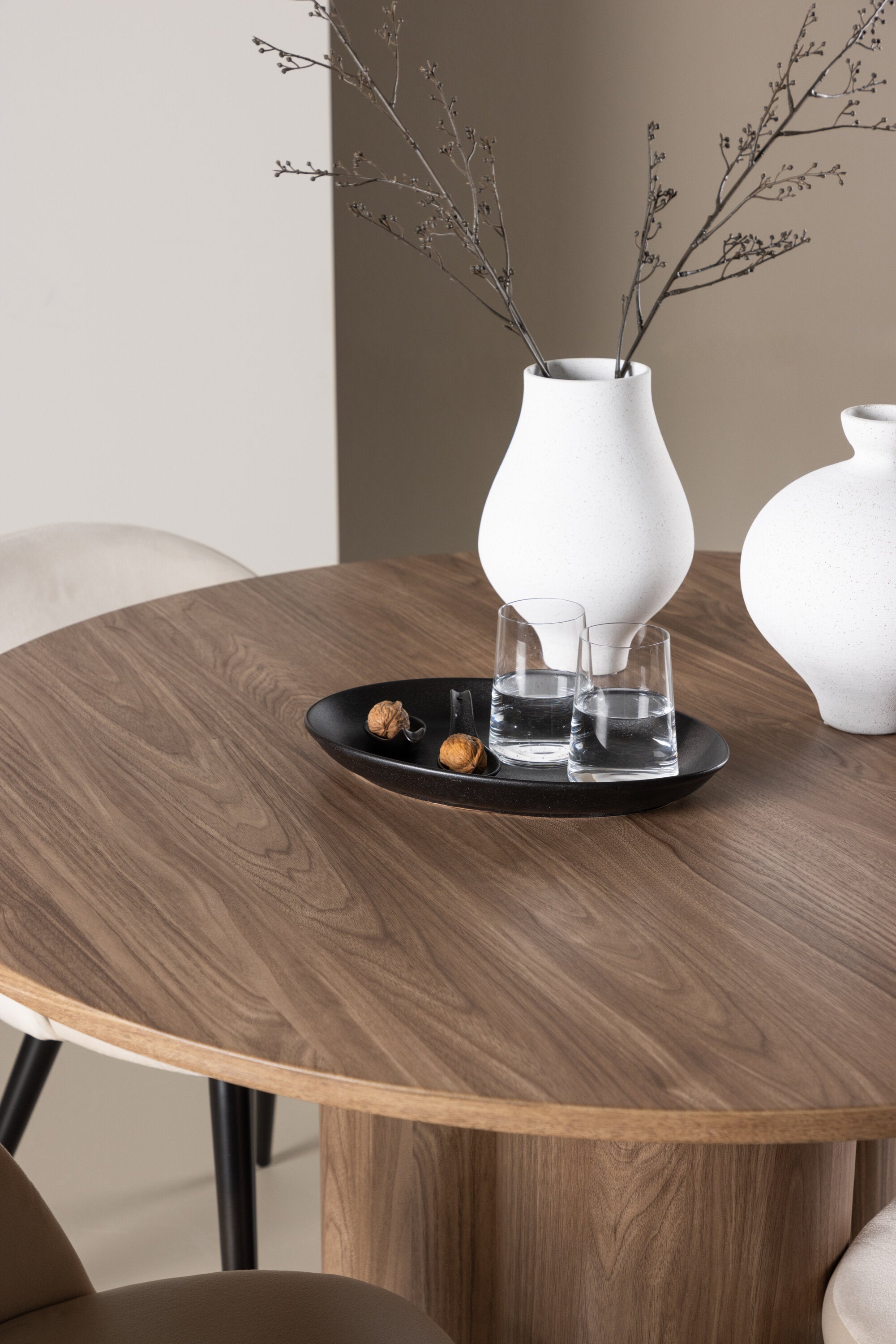 Olivia Matbord med Velvet Matstol-GR Dining Set-Venture Home-peaceofhome.se