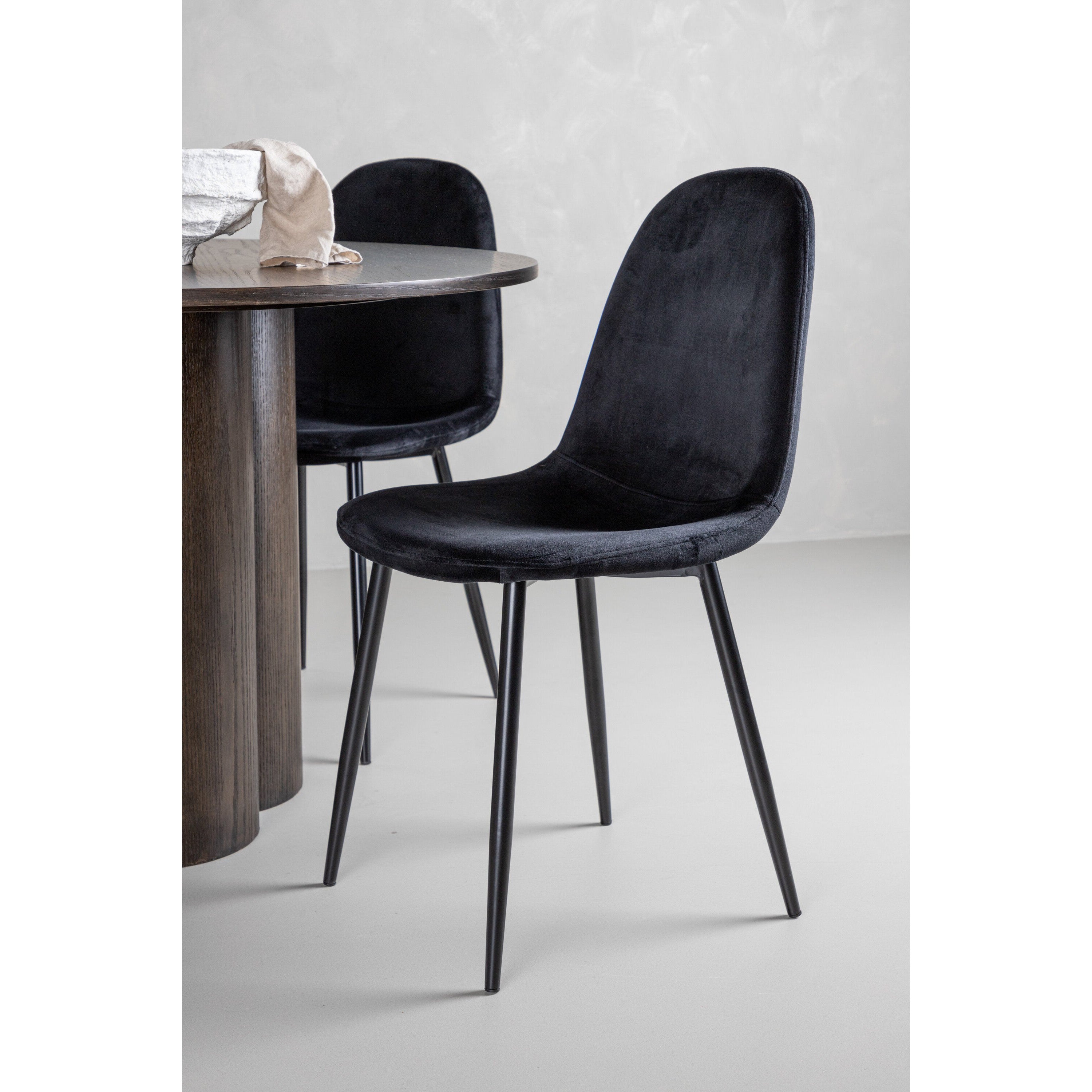 Olivia Rund Matgrupp-GR Dining Set-Venture Home-peaceofhome.se