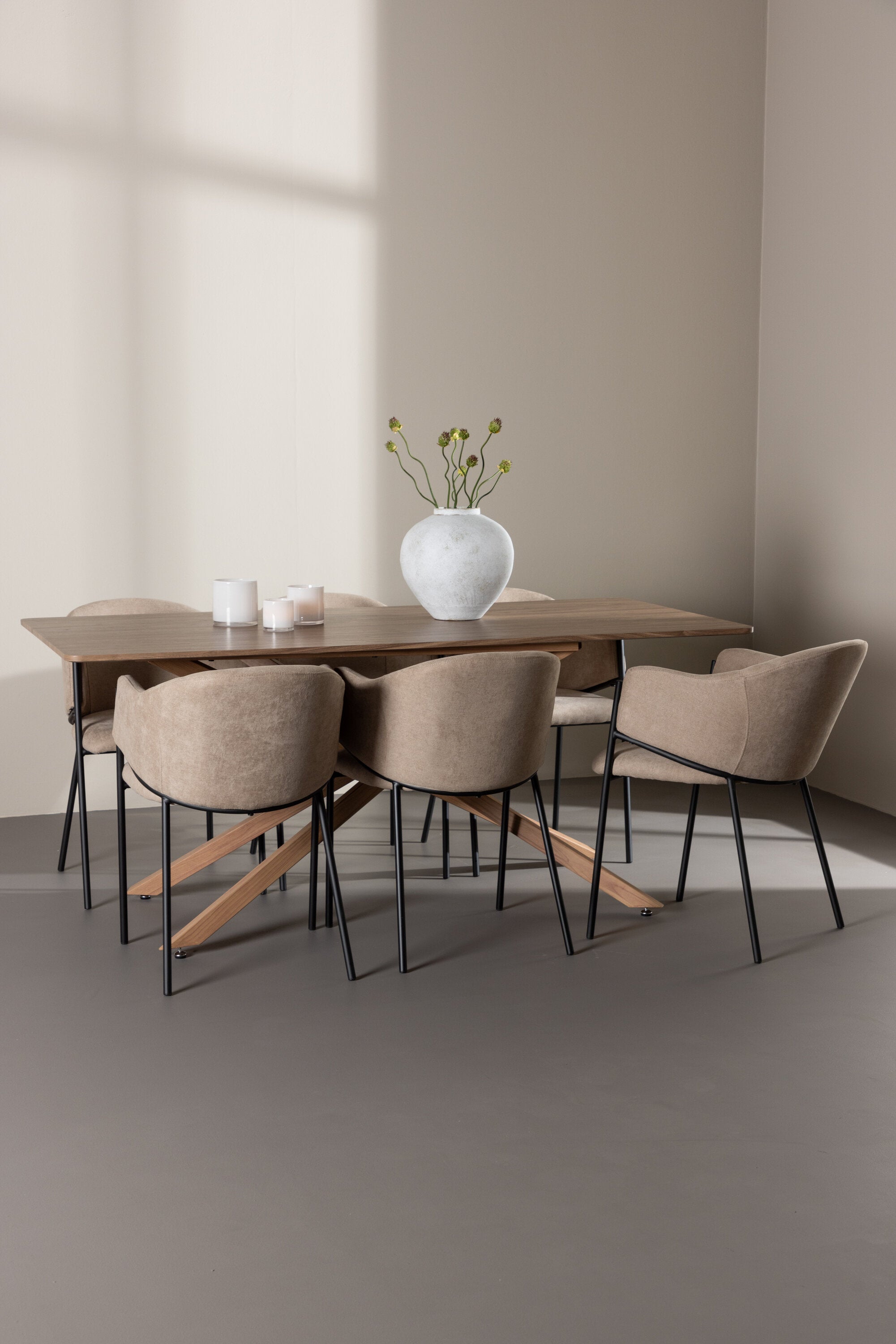 Piazza Matbord med Evelina Matstol-GR Dining Set-Venture Home-peaceofhome.se