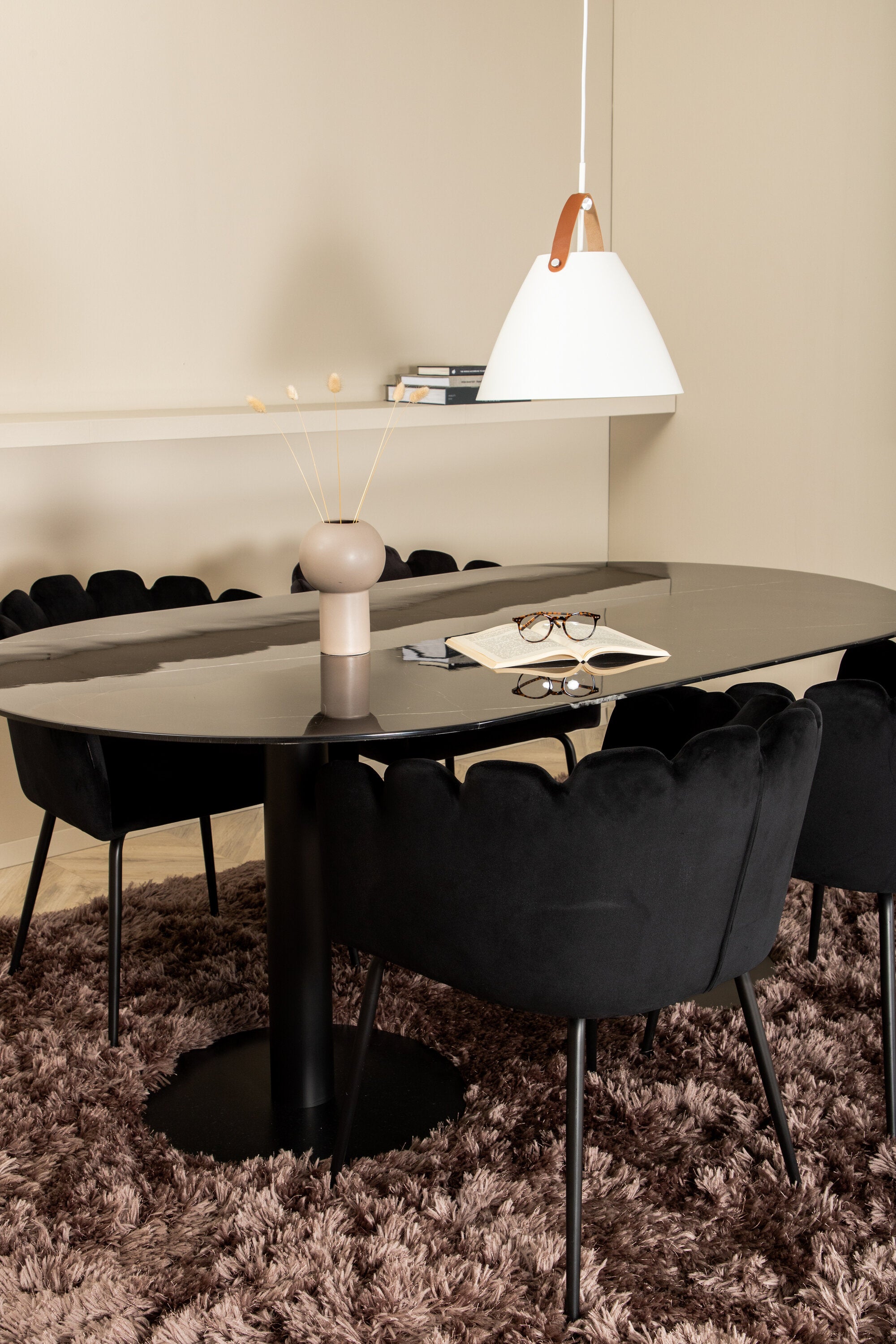 Pillan Oval Matgrupp-GR Dining Set-Venture Home-peaceofhome.se