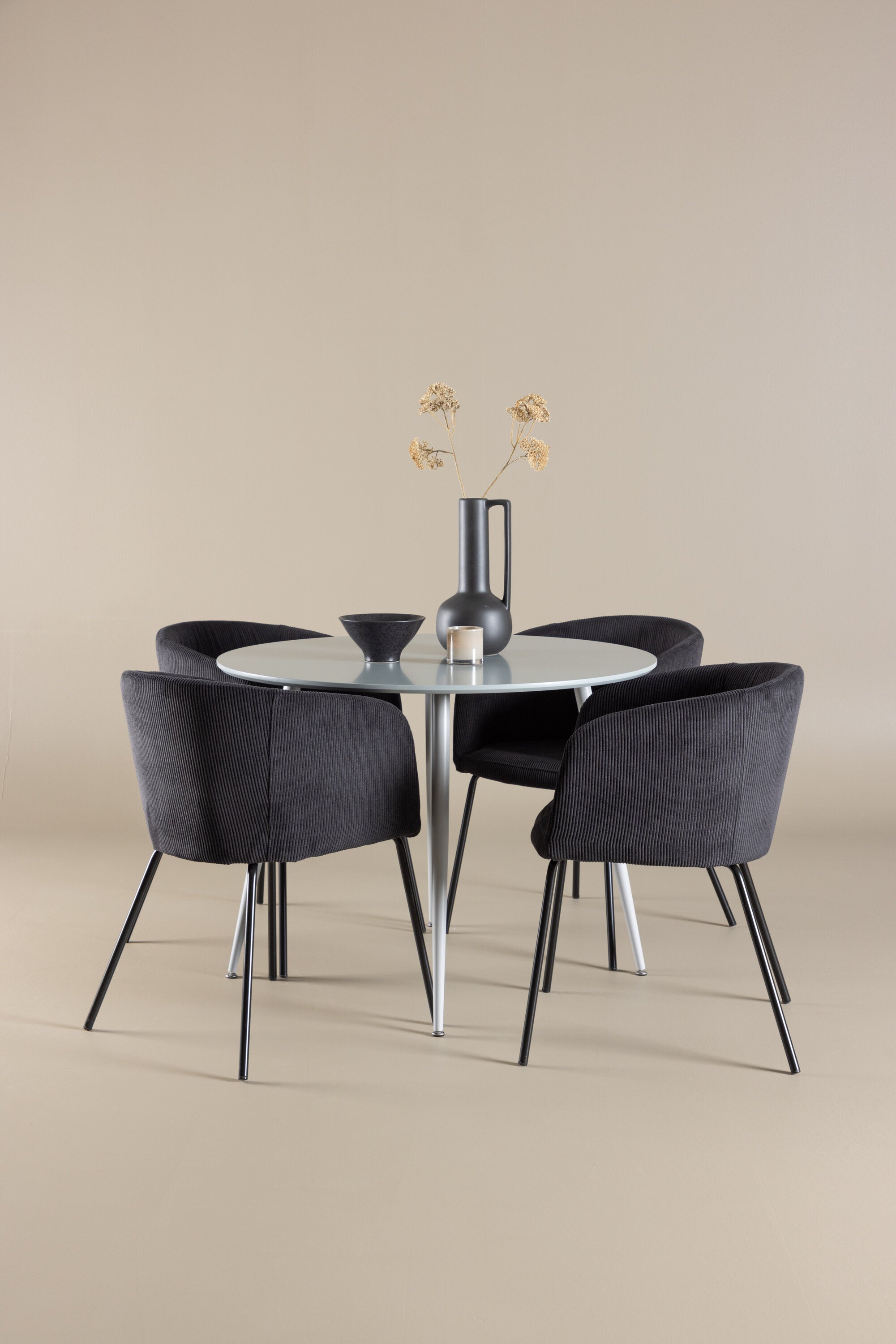 Plaza Matbord med Berit Matstol-GR Dining Set-Venture Home-peaceofhome.se