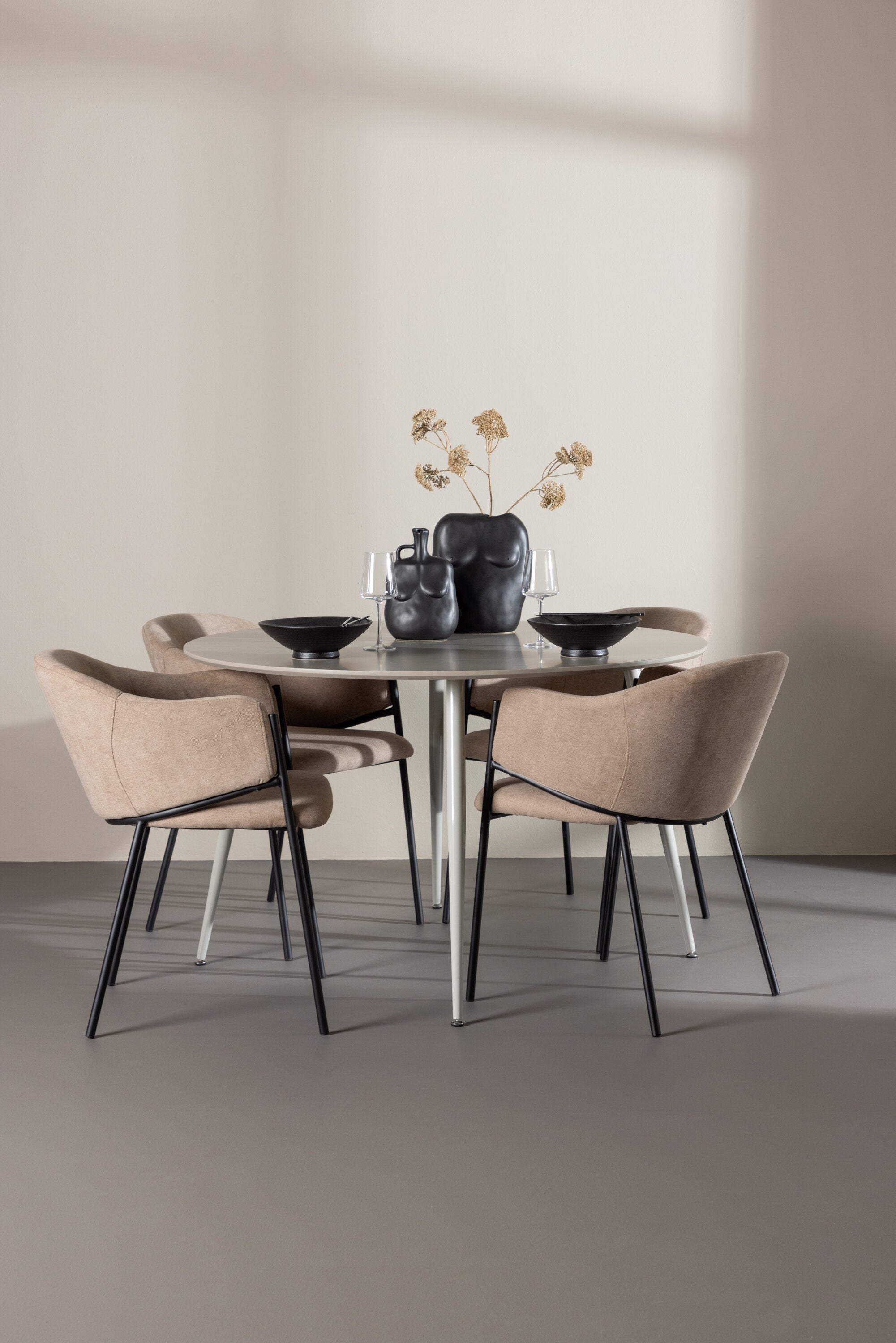 Plaza Matbord med Evelina Matstol-GR Dining Set-Venture Home-peaceofhome.se