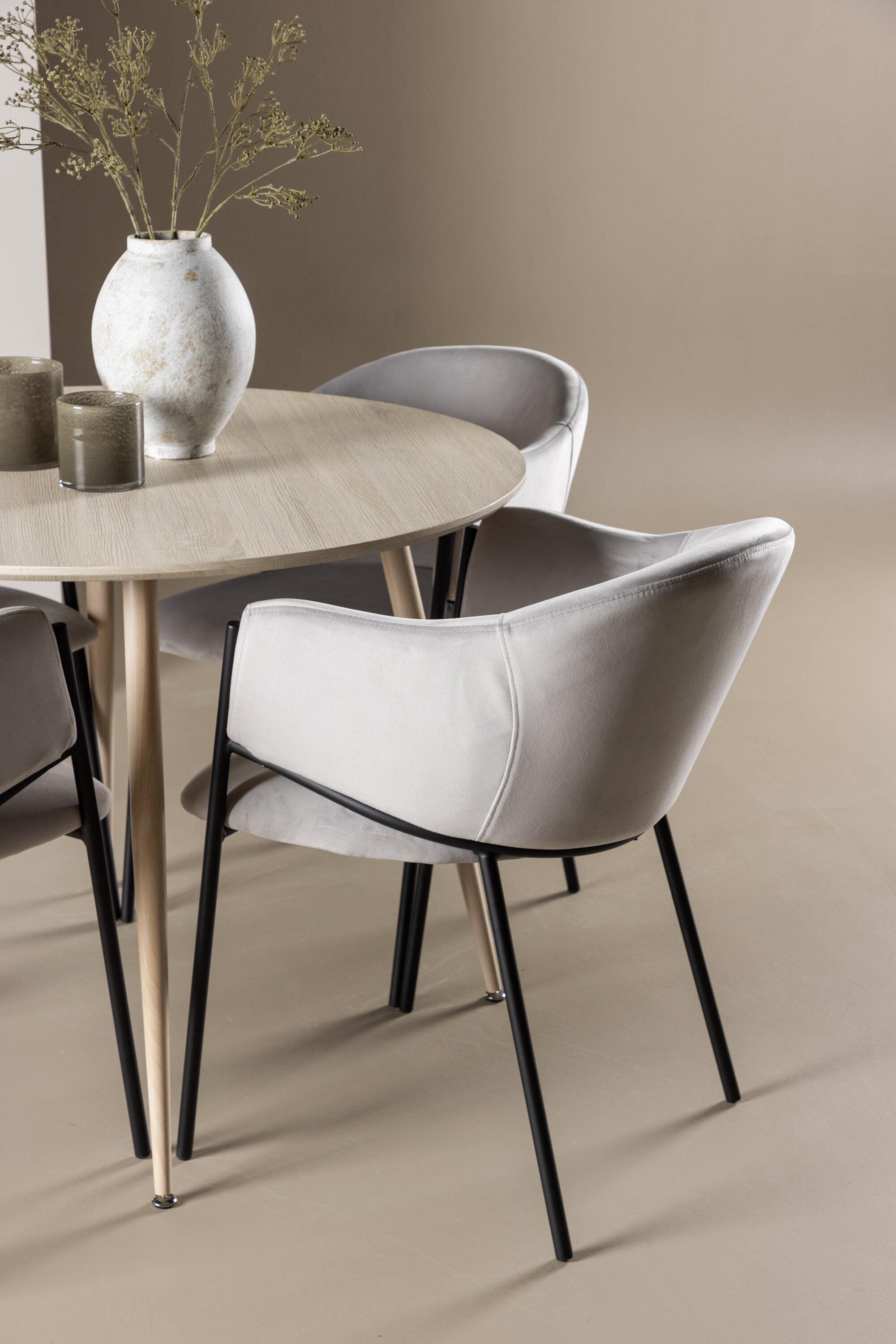 Plaza Matbord med Evelina Matstol-GR Dining Set-Venture Home-peaceofhome.se