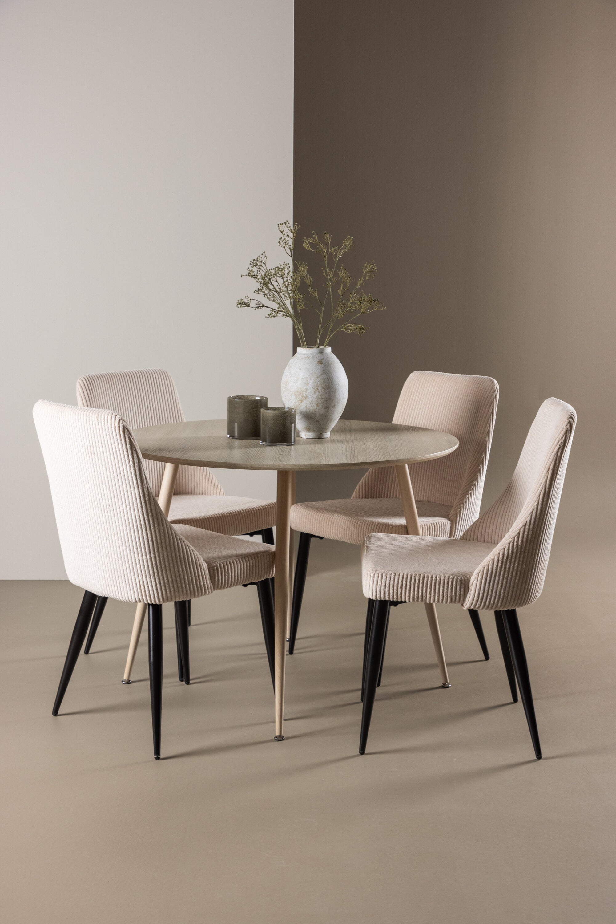 Plaza Matbord med Leone Matstol-GR Dining Set-Venture Home-peaceofhome.se