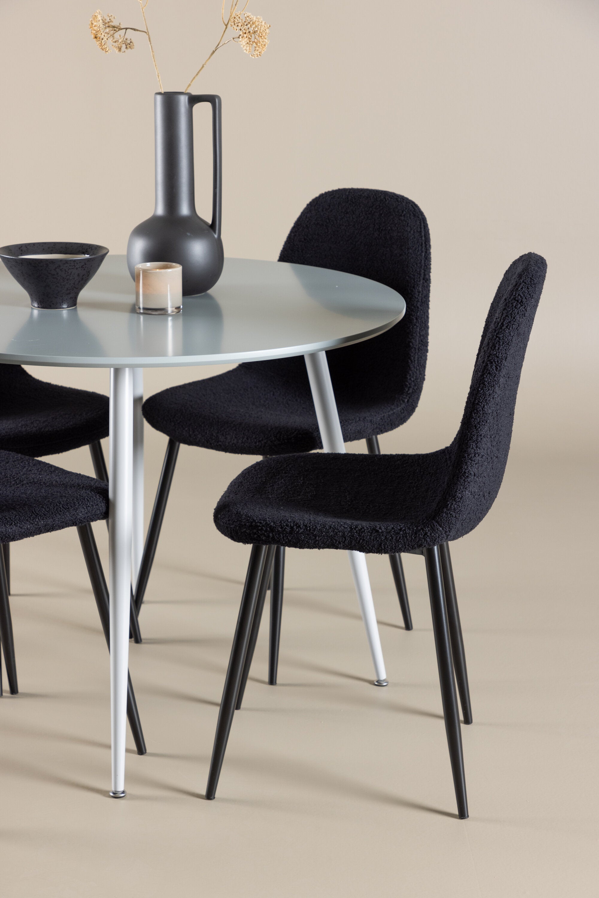 Plaza Matbord med Polar Matstol-GR Dining Set-Venture Home-peaceofhome.se