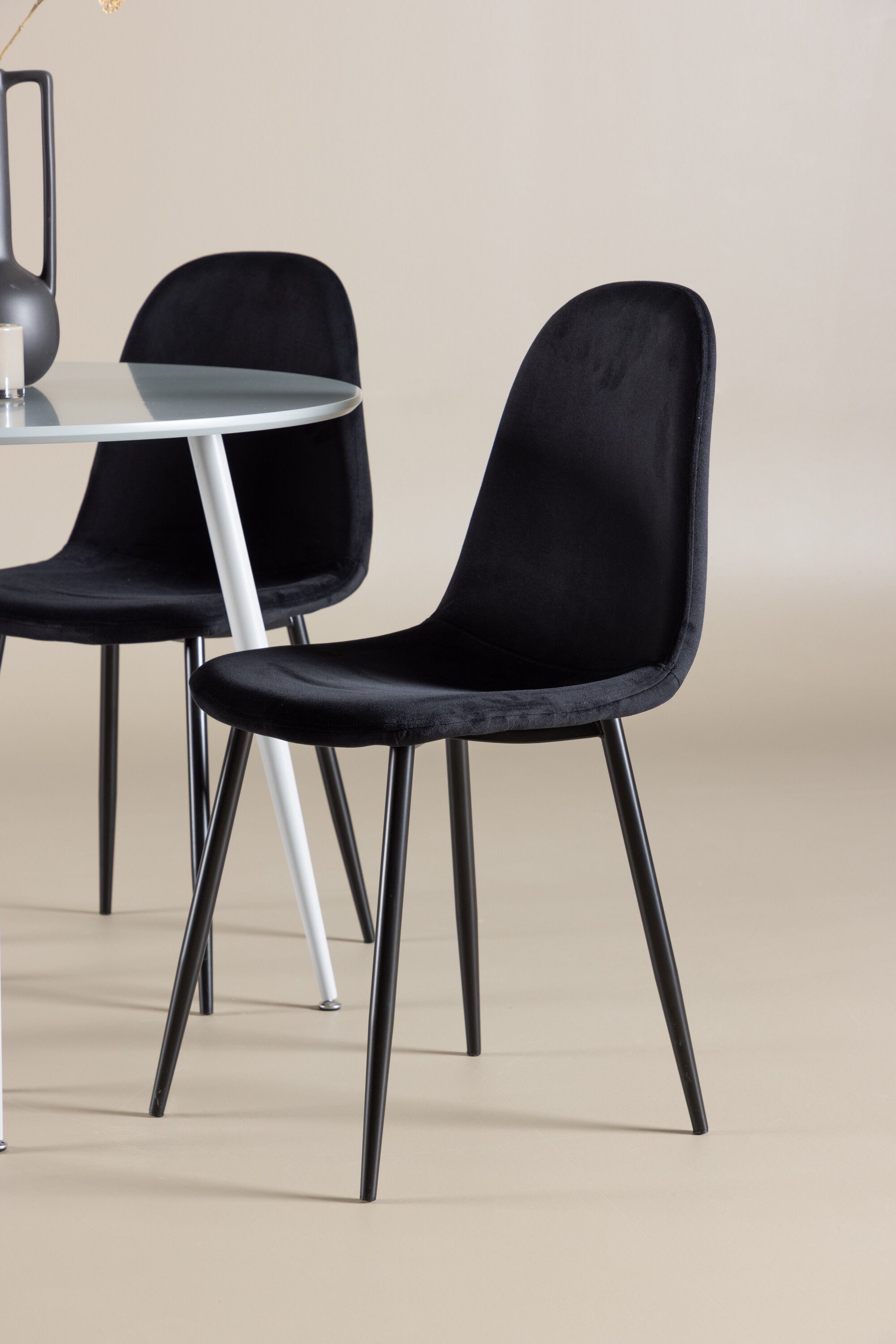 Plaza Matbord med Polar Matstol-GR Dining Set-Venture Home-peaceofhome.se