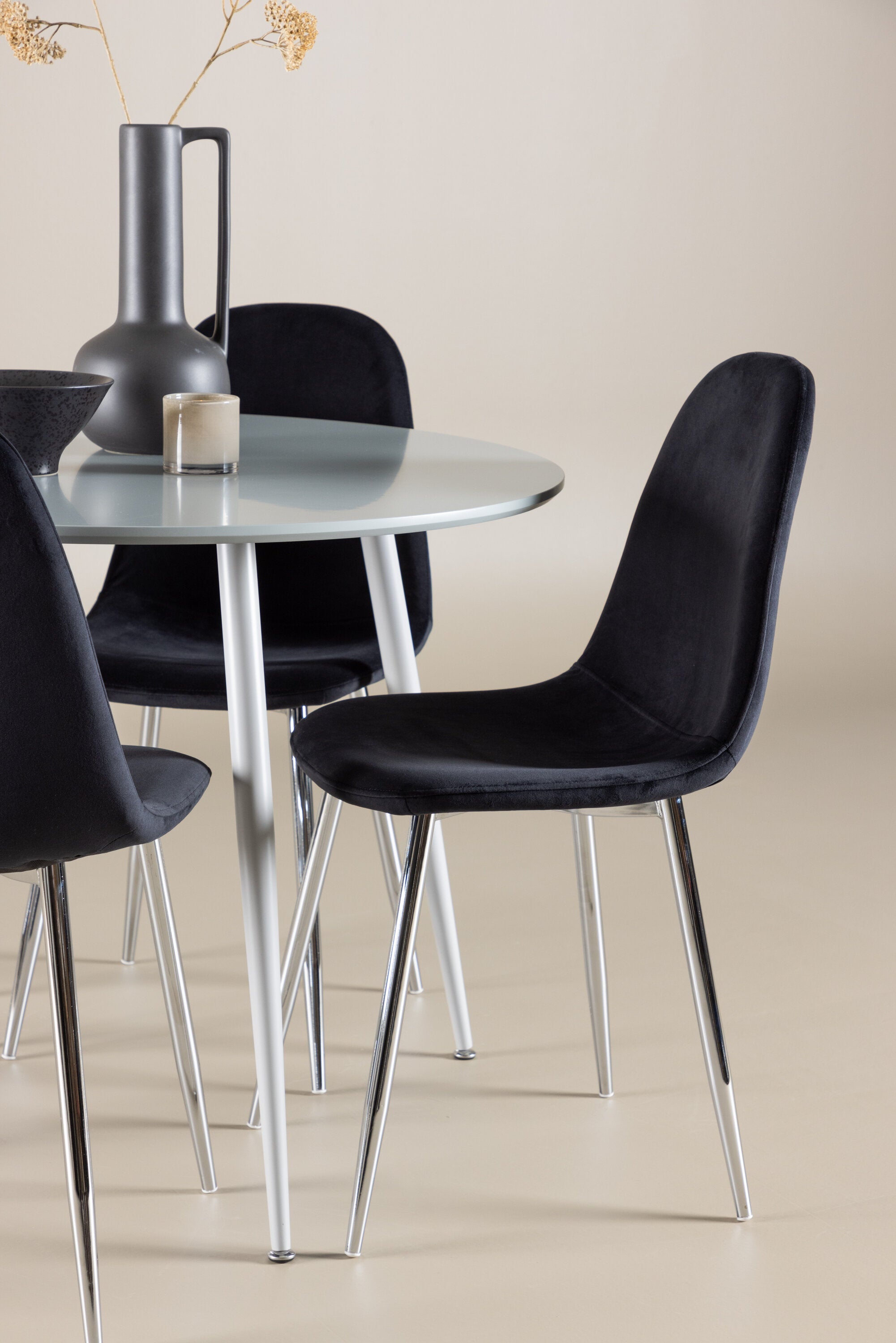 Plaza Matbord med Polar Matstol-GR Dining Set-Venture Home-peaceofhome.se