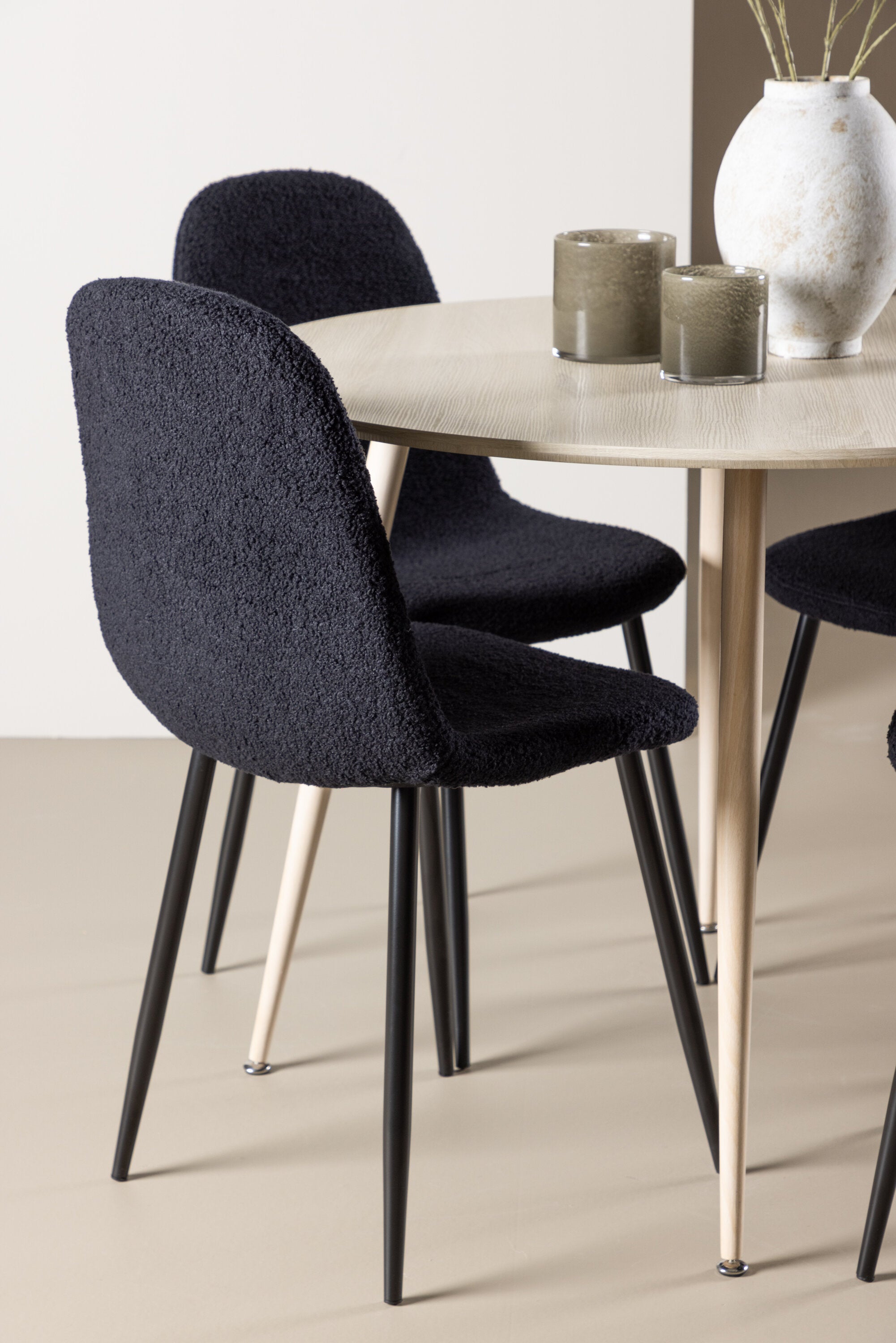 Plaza Matbord med Polar Matstol-GR Dining Set-Venture Home-peaceofhome.se