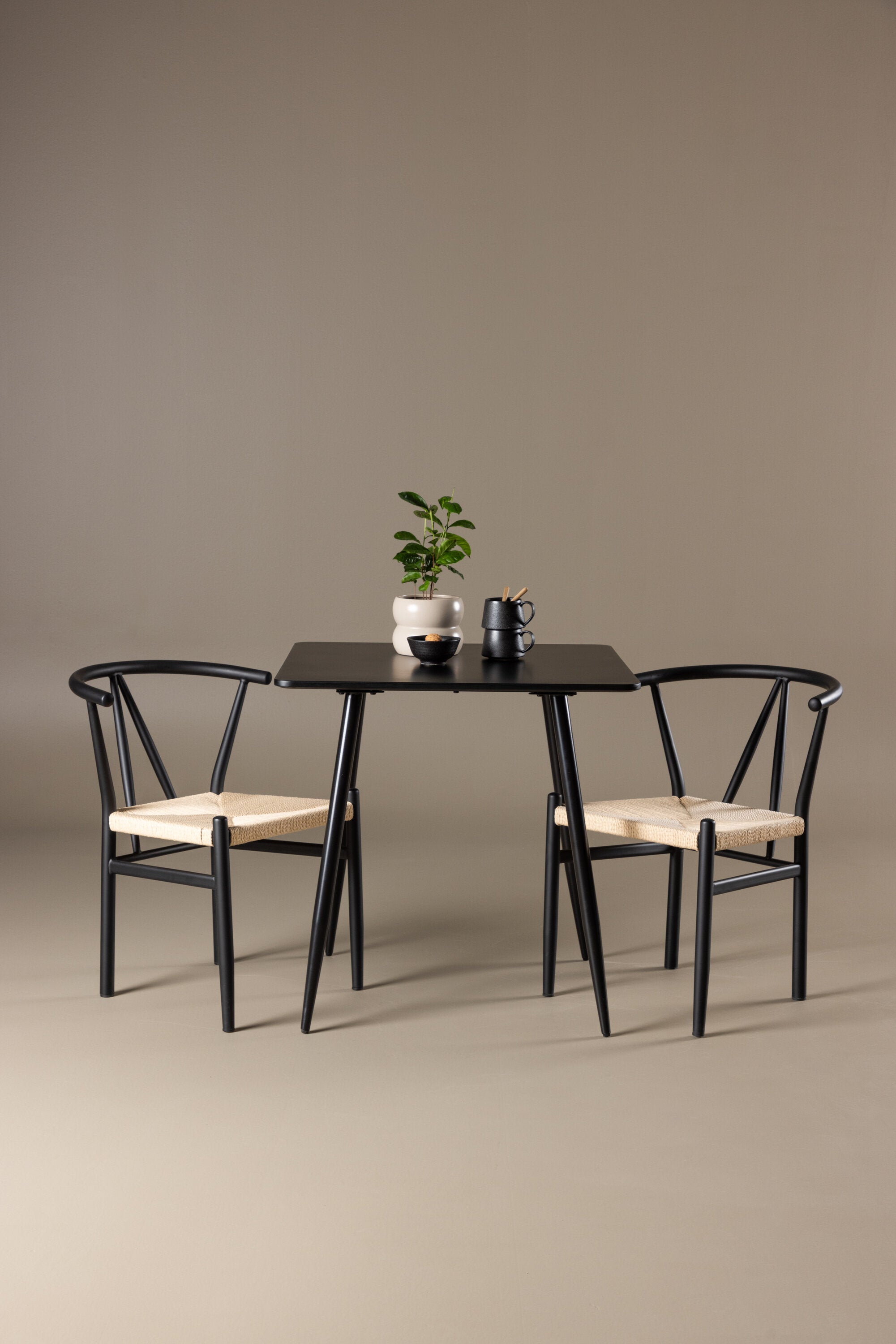 Polar Matbord med Alfons Matstol-GR Dining Set-Venture Home-peaceofhome.se