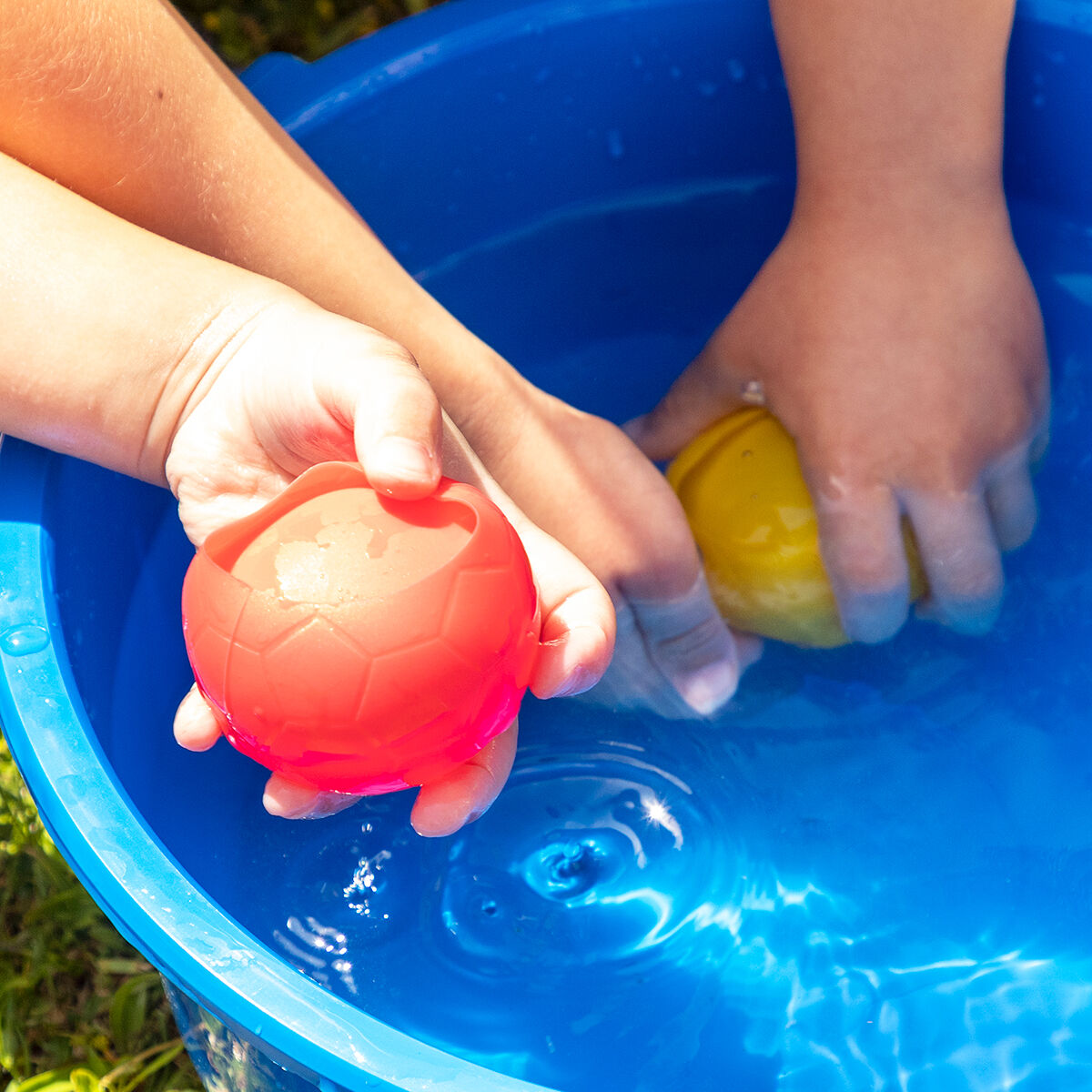 Reusable Water Balloons Waloons InnovaGoods 12 antal-Leksaker och spel, Sport och utomhus-InnovaGoods-peaceofhome.se