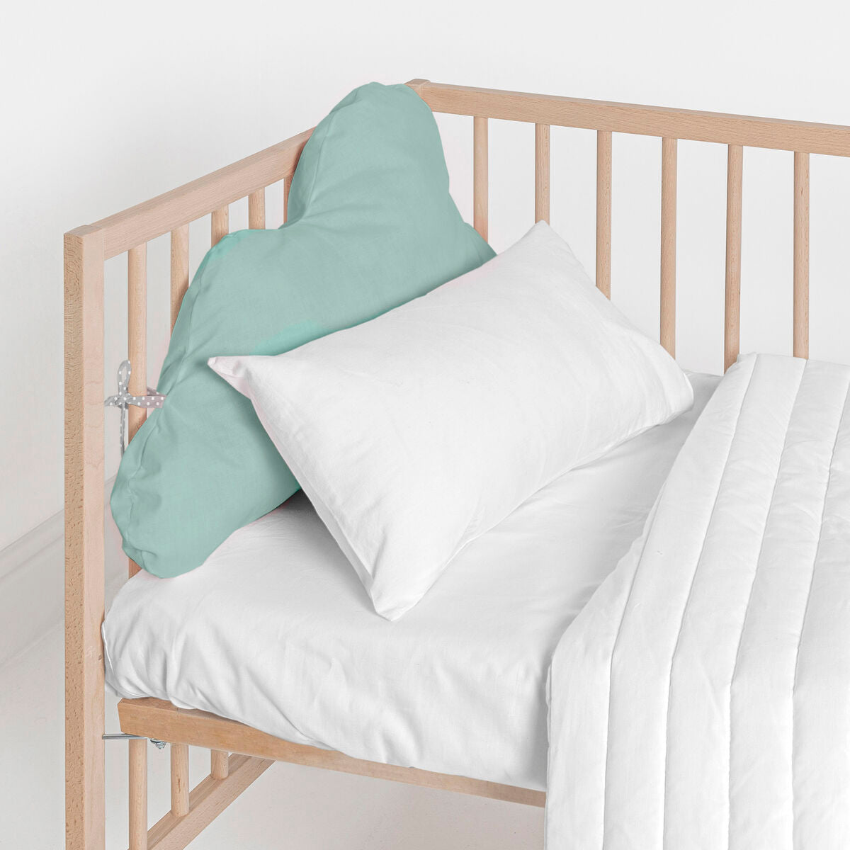 Skydd till spjälsäng HappyFriday Basic Kids Cloud Mint 60 x 40 cm-Bebis, Sovrum-HappyFriday-peaceofhome.se
