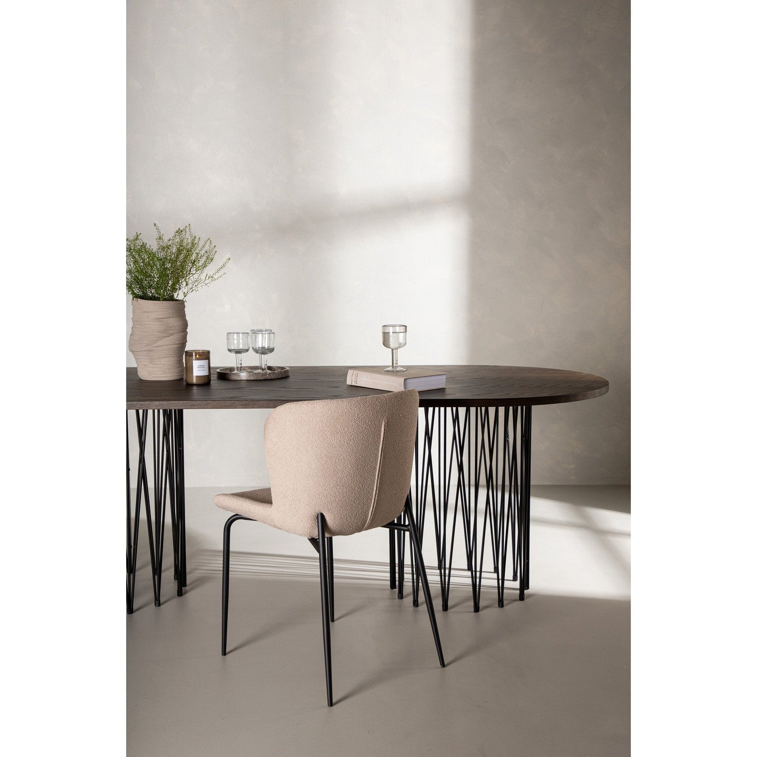 Stone oval Bord-Dining Table-Furniture Fashion-peaceofhome.se