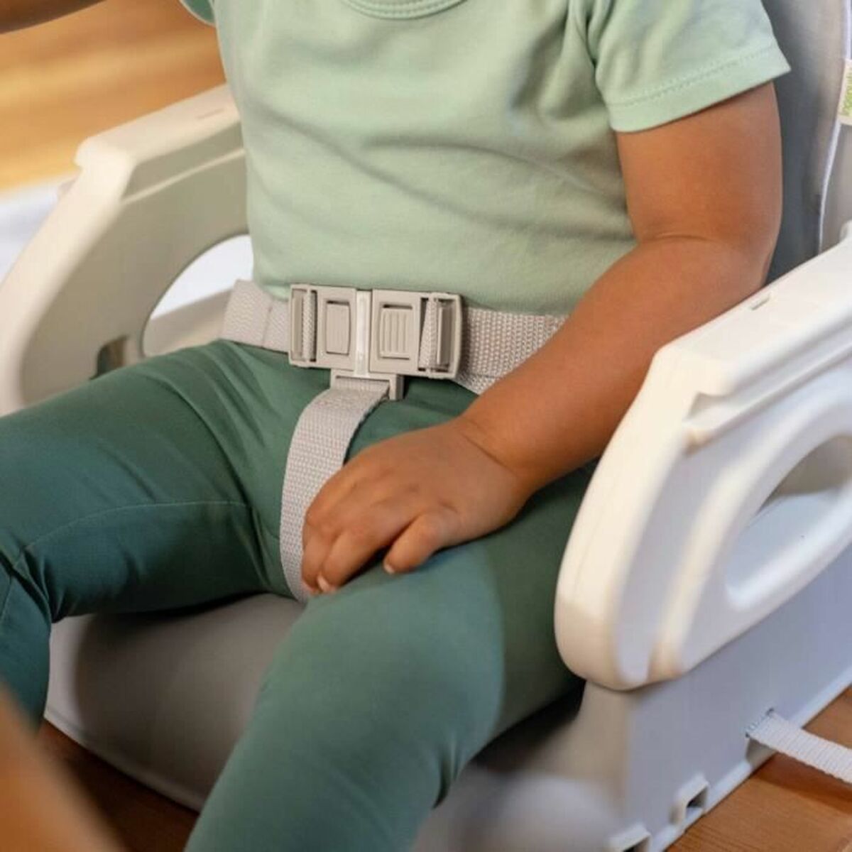 Upphöjare Ingenuity Deluxe Comfort Vit Grå-Bebis, Amning och kost-Ingenuity-peaceofhome.se