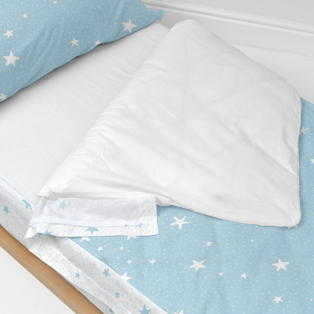 Vadderat täcke HappyFriday Basic Little Star Blå 105 x 200 cm-Hem och matlagning, Mjuk inredning-HappyFriday-peaceofhome.se