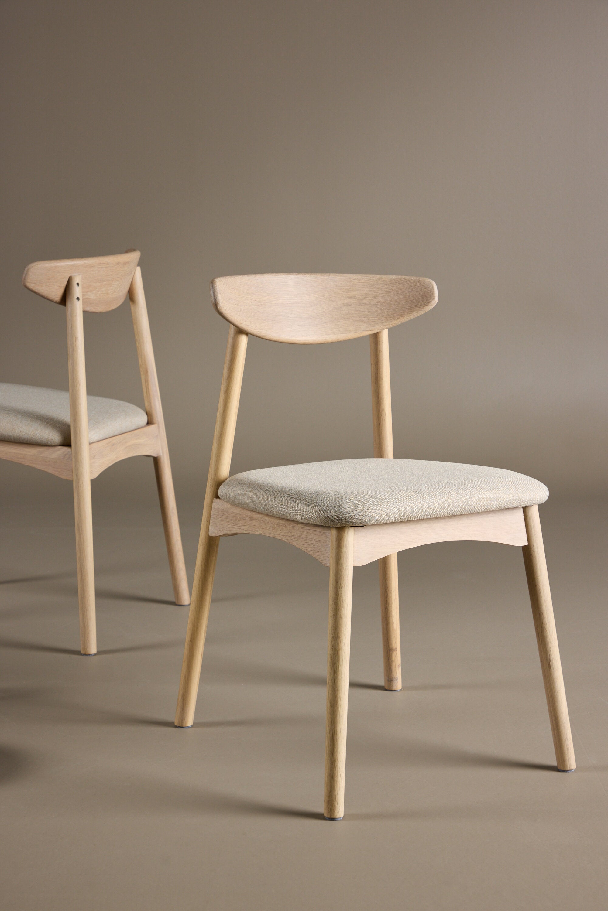 Ven Matstol-Chair-Venture Home-peaceofhome.se