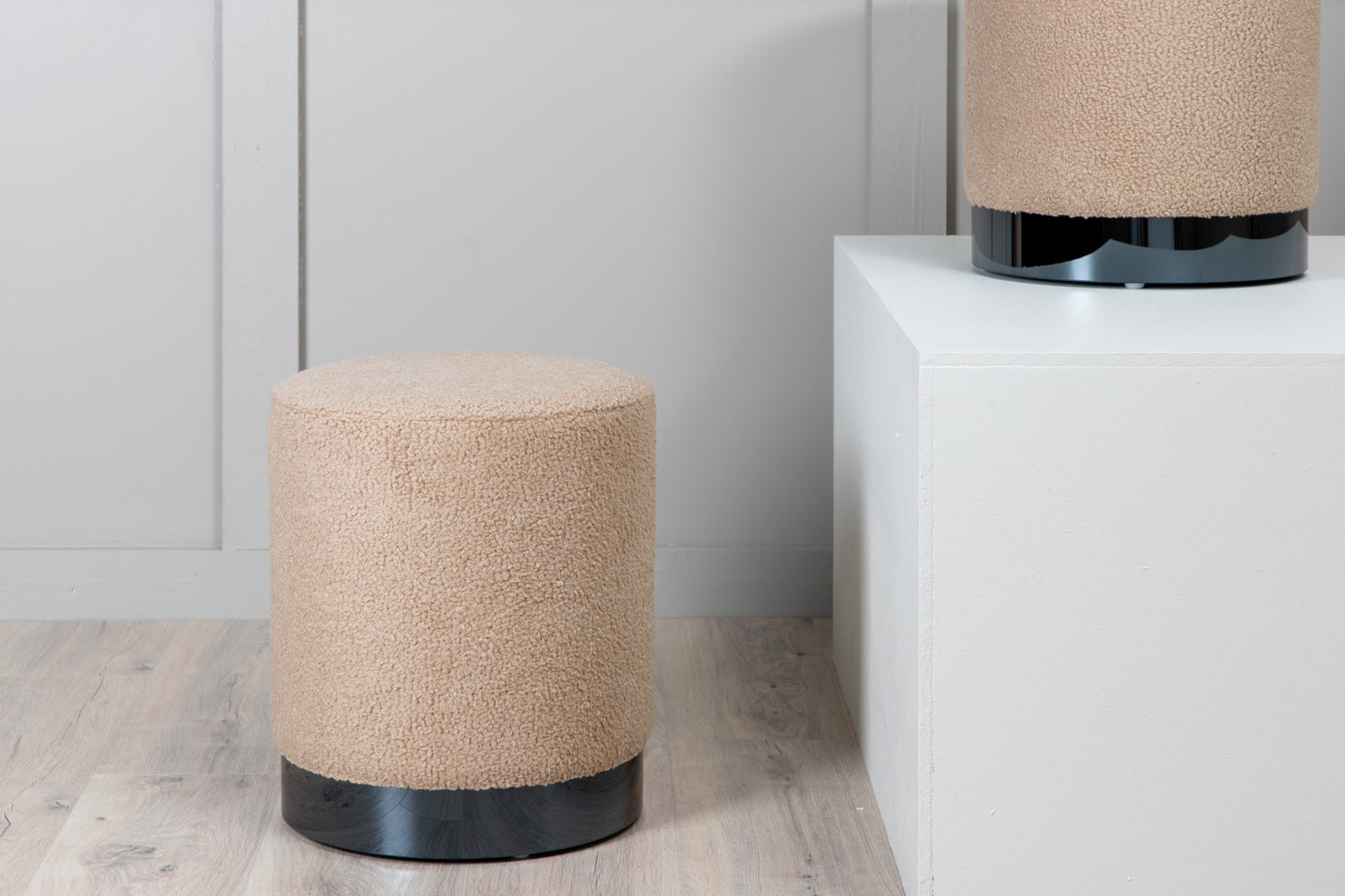 Benji Puff-Ottoman / Pouf-Venture Home-peaceofhome.se