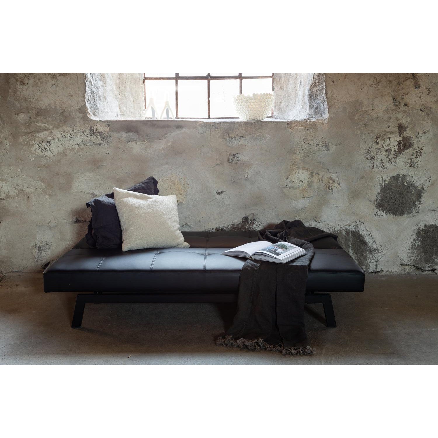 Bodil Bäddsoffa-Sofa-Venture Home-peaceofhome.se