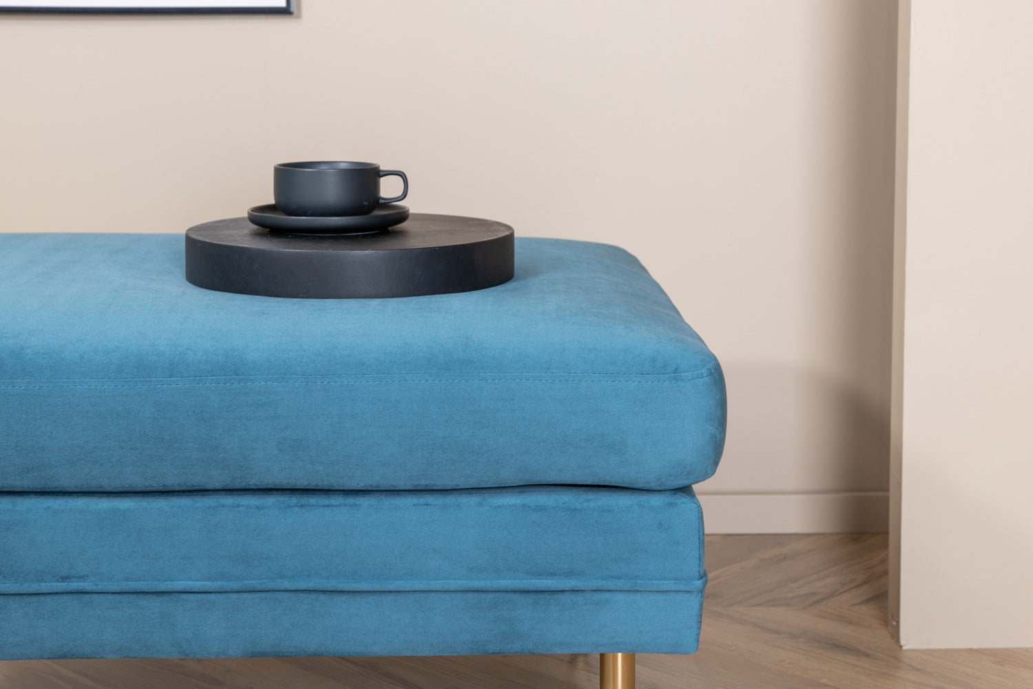 Boom Ottoman-Ottoman / Pouf-Venture Home-peaceofhome.se