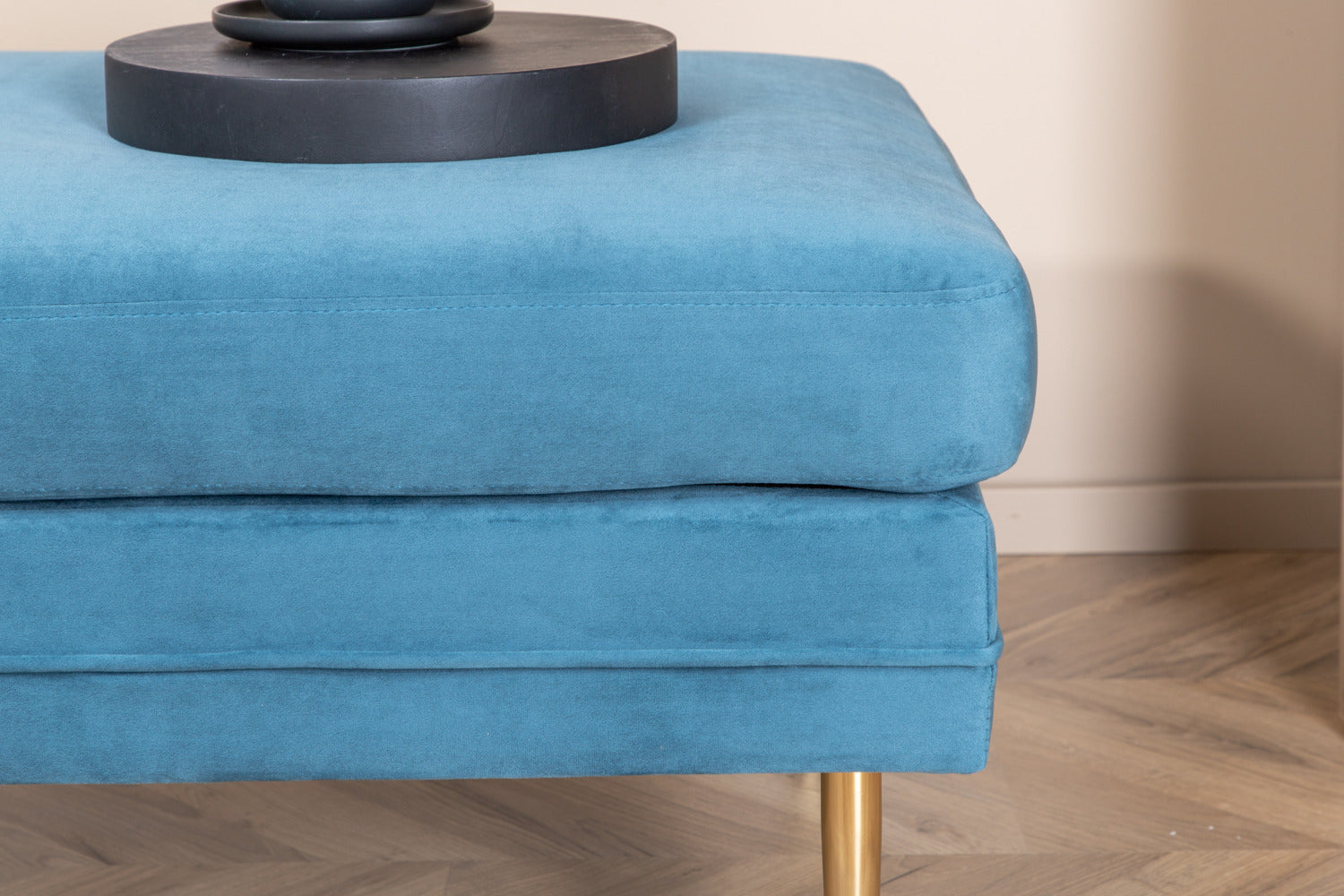 Boom Ottoman-Ottoman / Pouf-Venture Home-peaceofhome.se