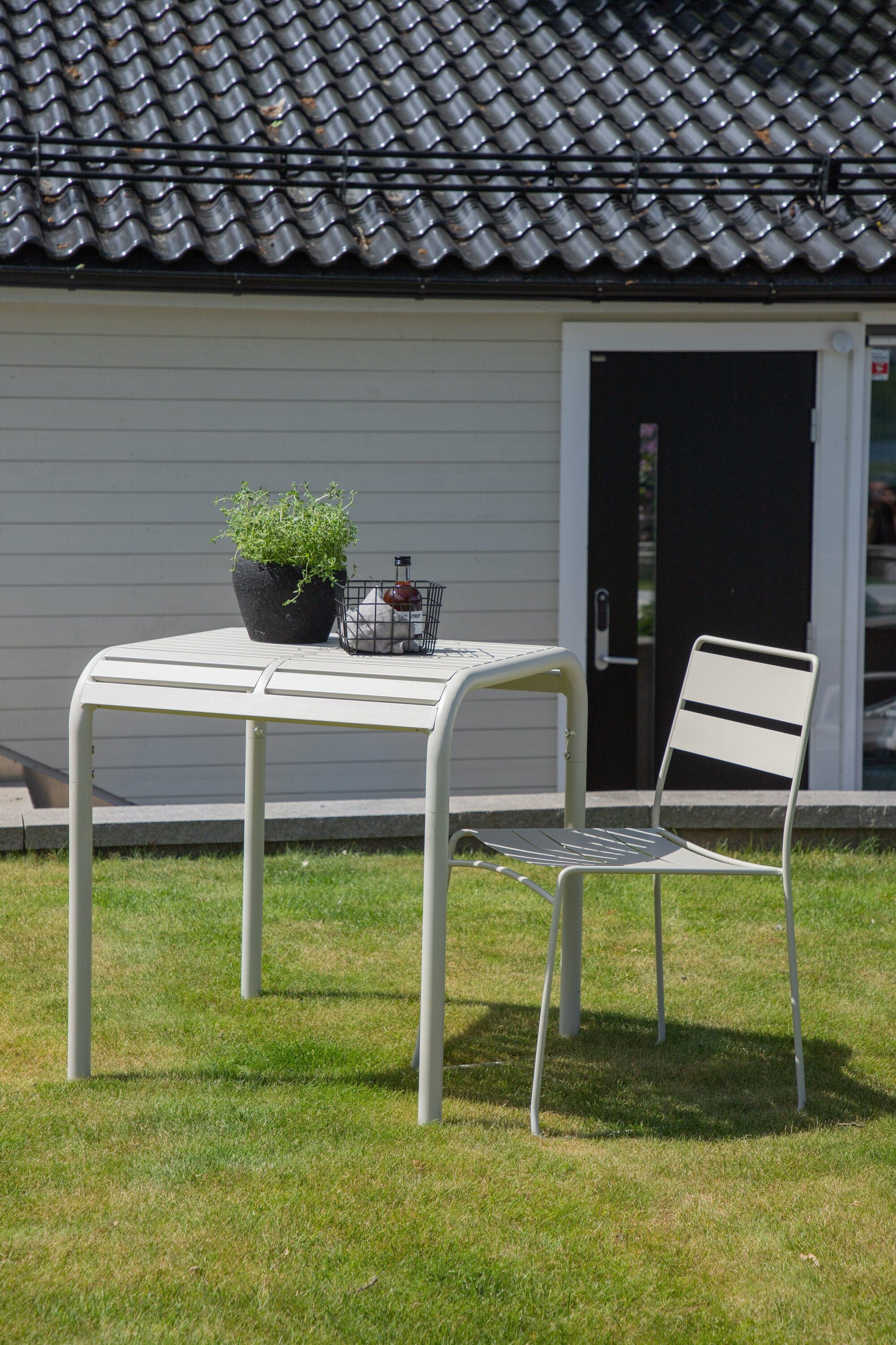 Borneo Bord-Other Table-Venture Home-peaceofhome.se