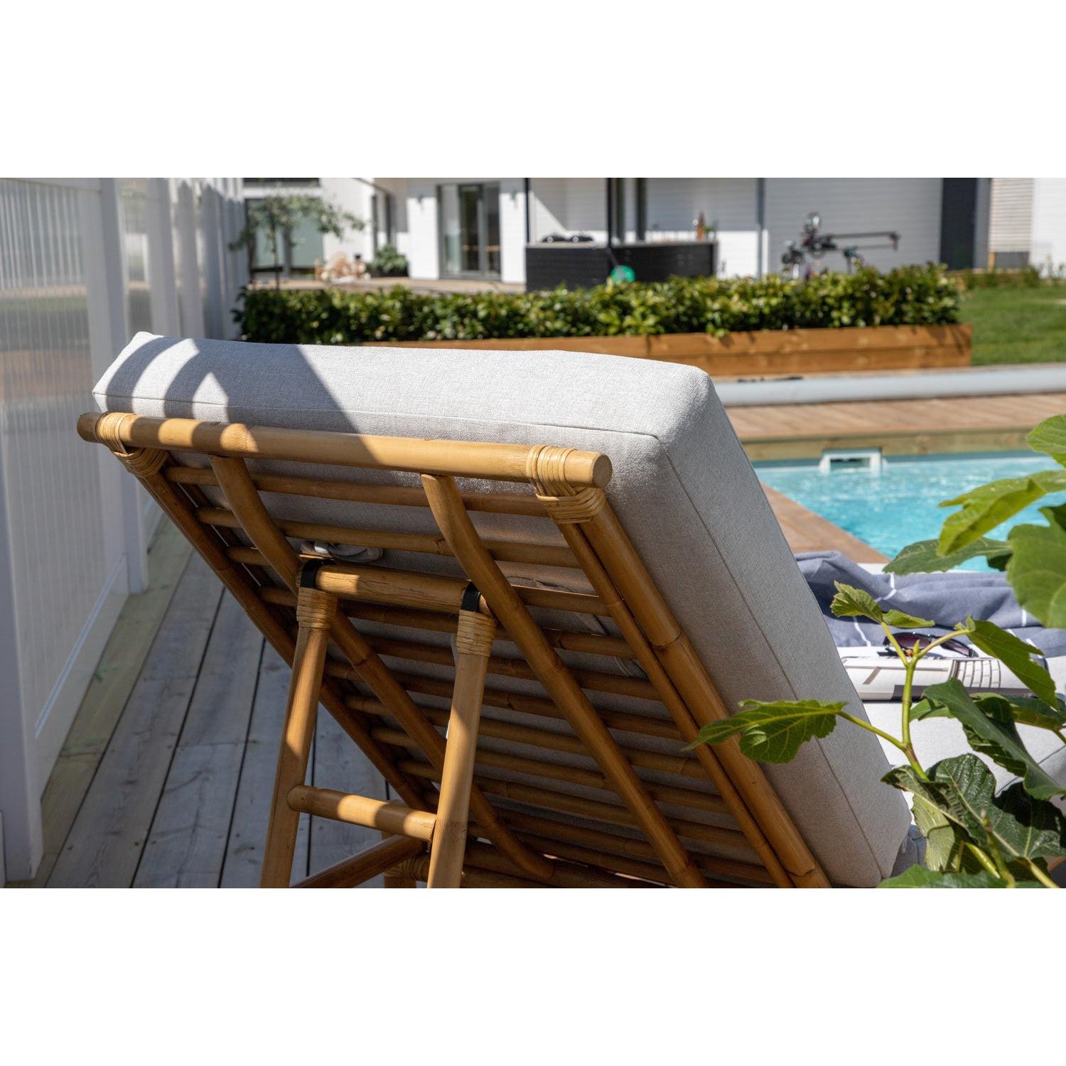 Cane Solstol-Relaxing-Venture Home-peaceofhome.se