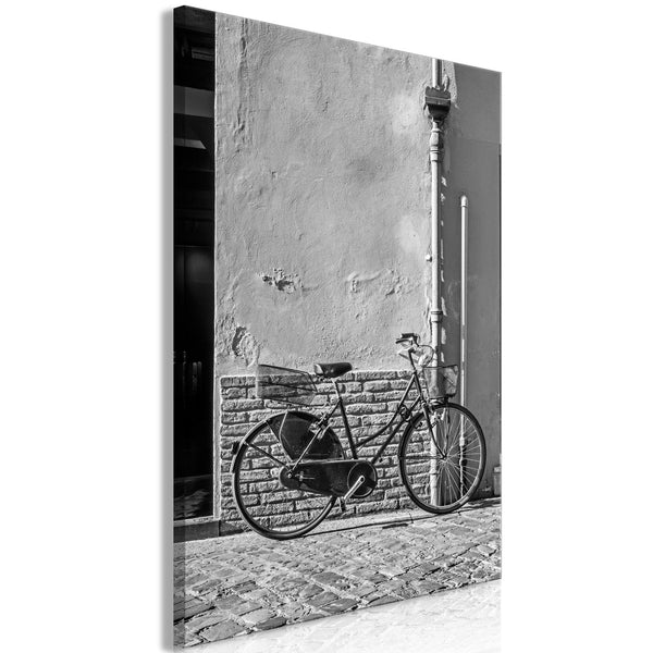 Canvas Tavla - Old Italian Bicycle Vertical-Tavla Canvas-Artgeist-40x60-peaceofhome.se