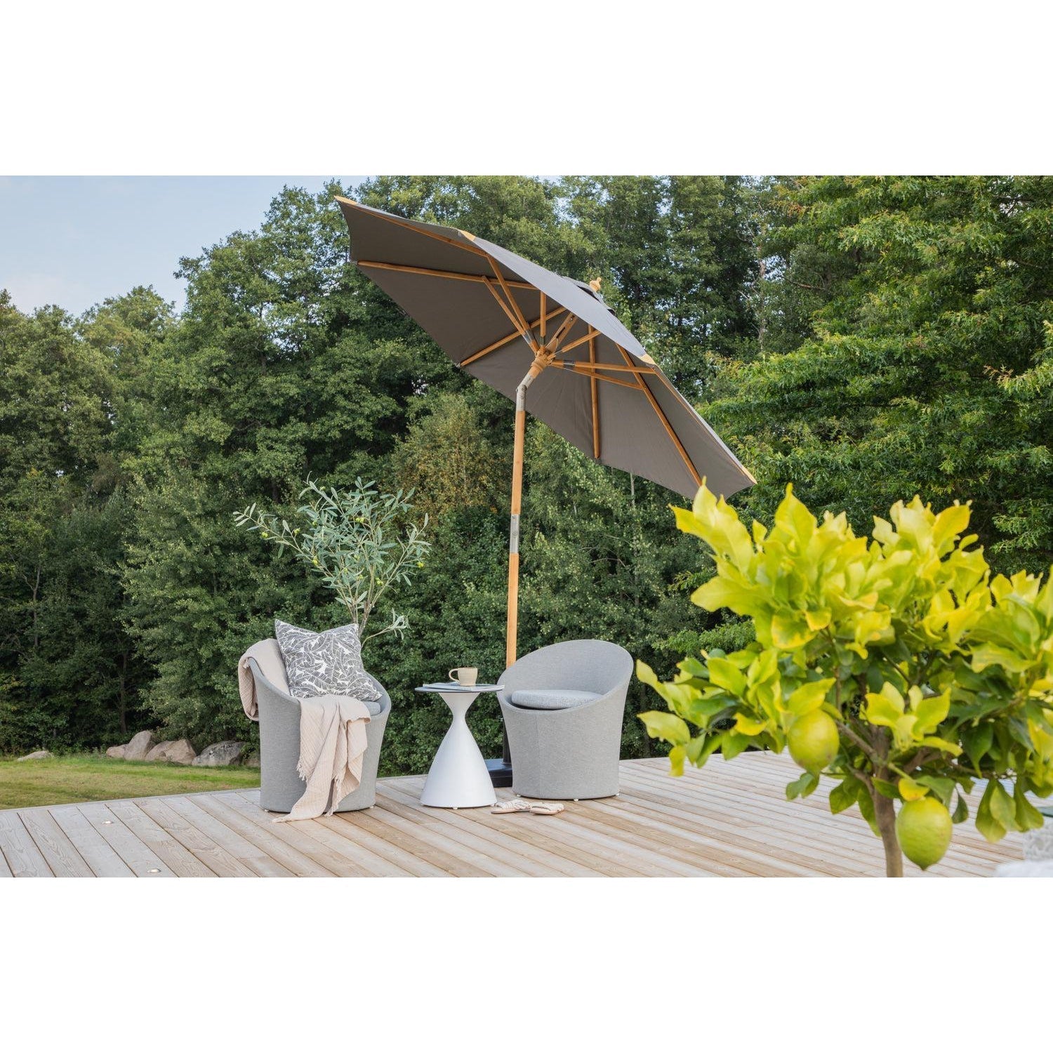Cerox Parasoll-Outdoor Shade-Venture Home-peaceofhome.se