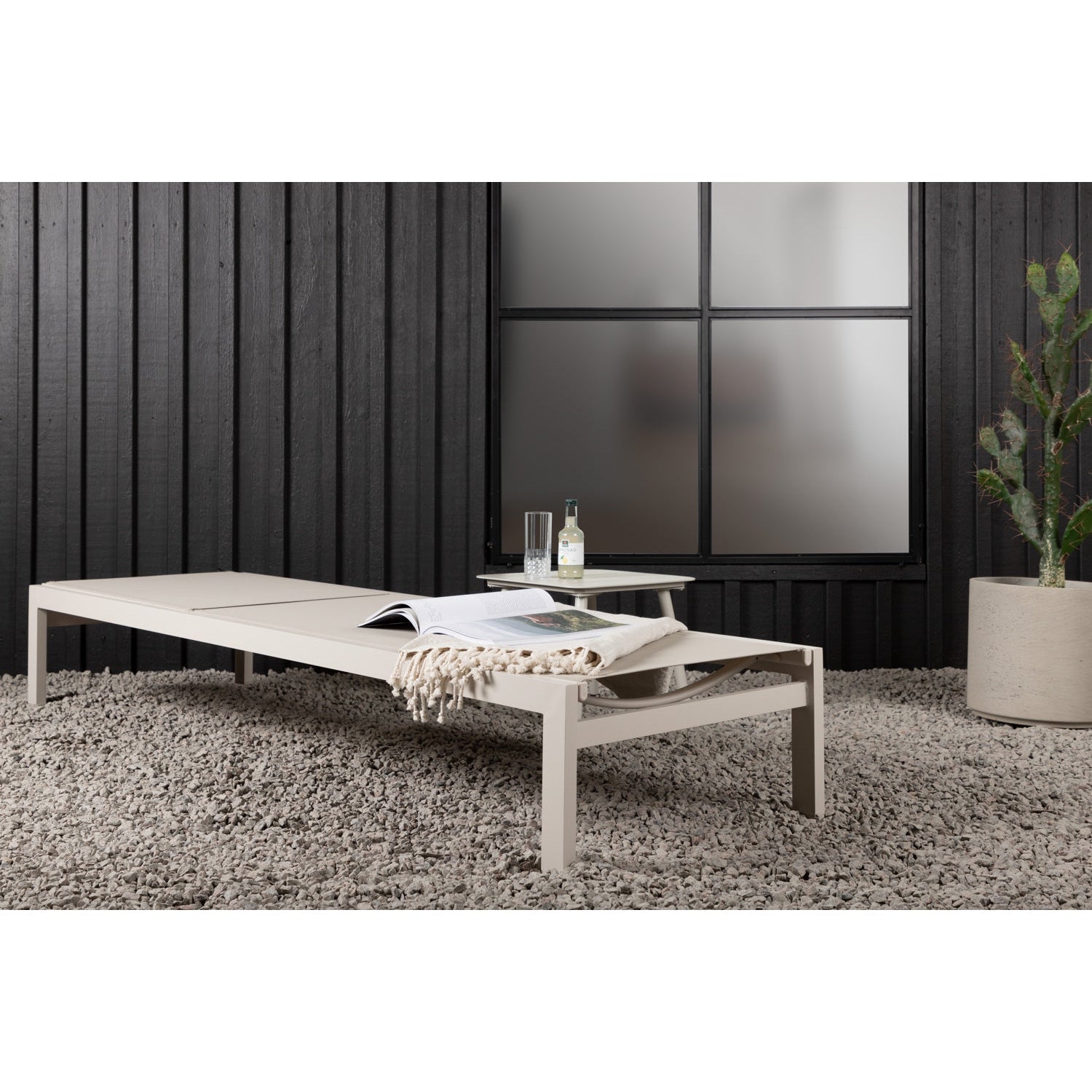 Copacabana Solstol-Relaxing-Venture Home-peaceofhome.se