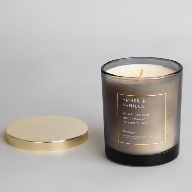 Doftljus av sojavax 45 tim. - Amber & Vanilla-Doftljus-Sthlm Fragrance Supplier-peaceofhome.se