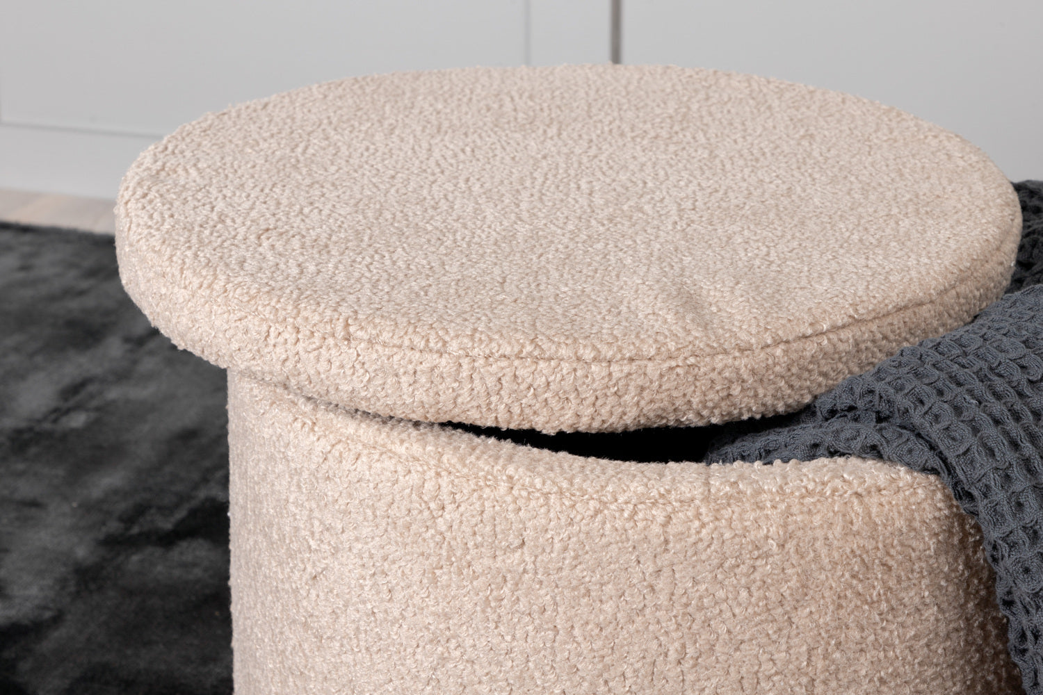Dunken Puff-Ottoman / Pouf-Venture Home-peaceofhome.se