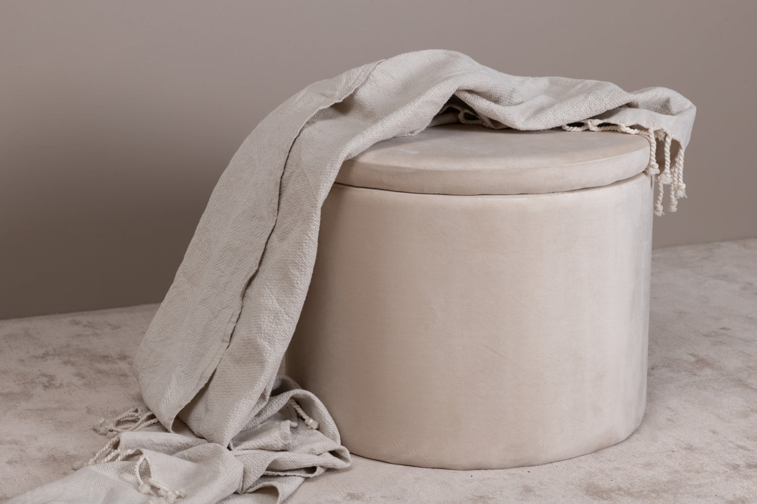 Dunken Puff-Ottoman / Pouf-Venture Home-peaceofhome.se