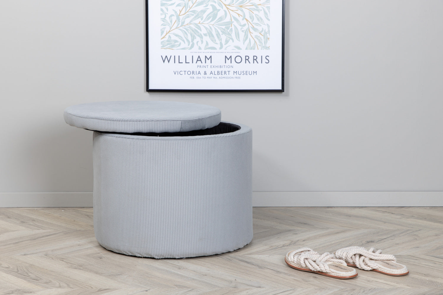 Dunken Puff-Ottoman / Pouf-Venture Home-peaceofhome.se
