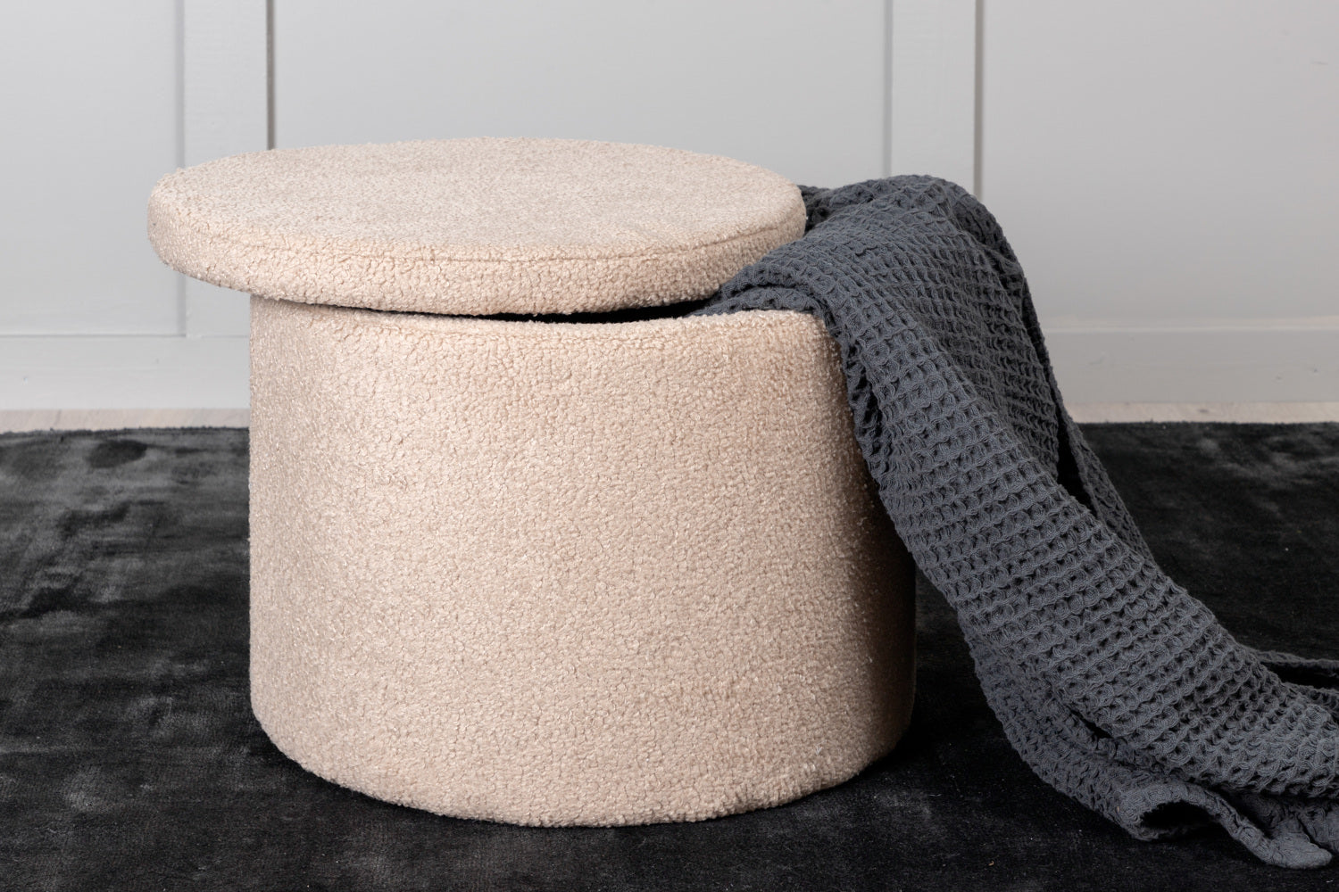 Dunken Puff-Ottoman / Pouf-Venture Home-peaceofhome.se