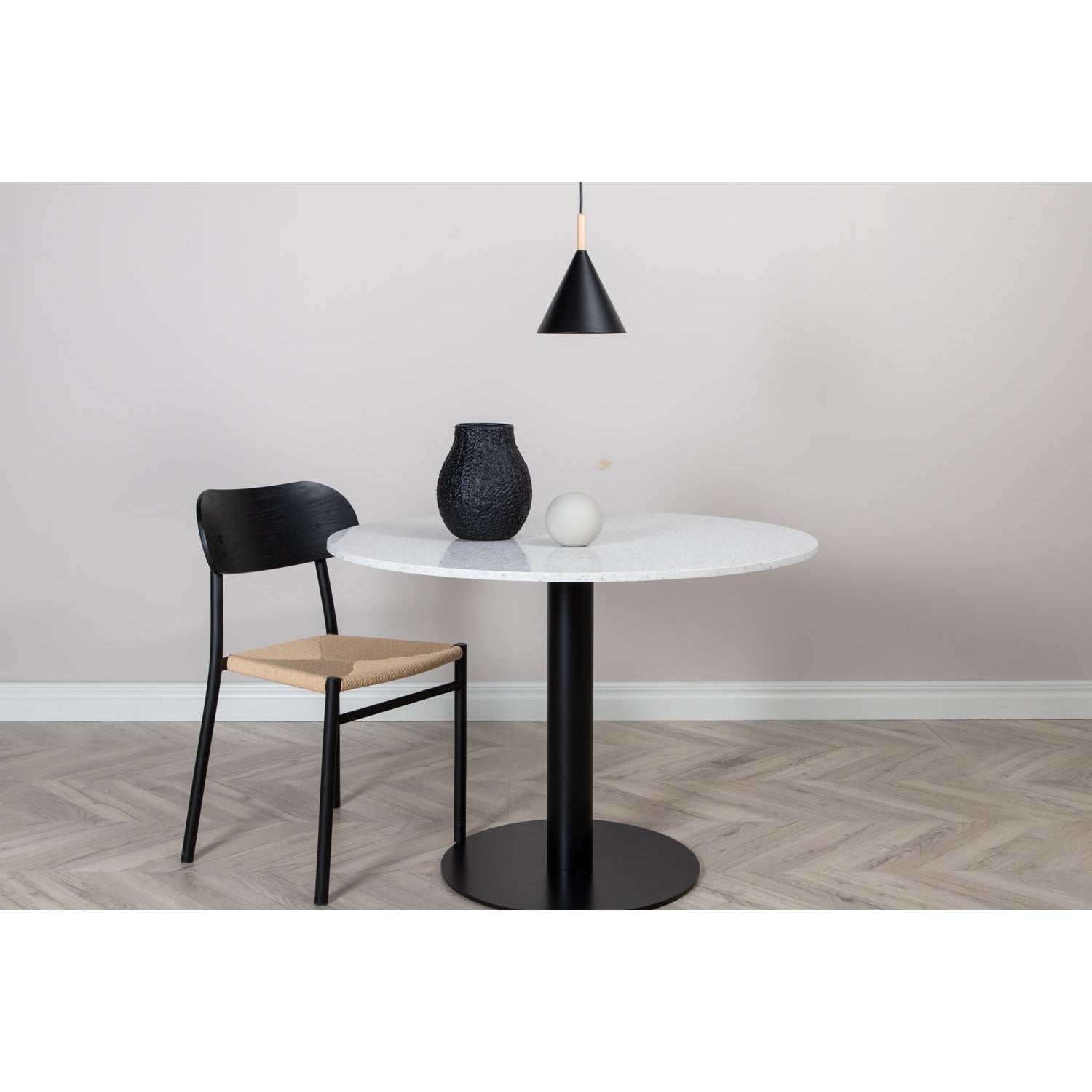 Enif Belysning-Lighting-Venture Home-peaceofhome.se