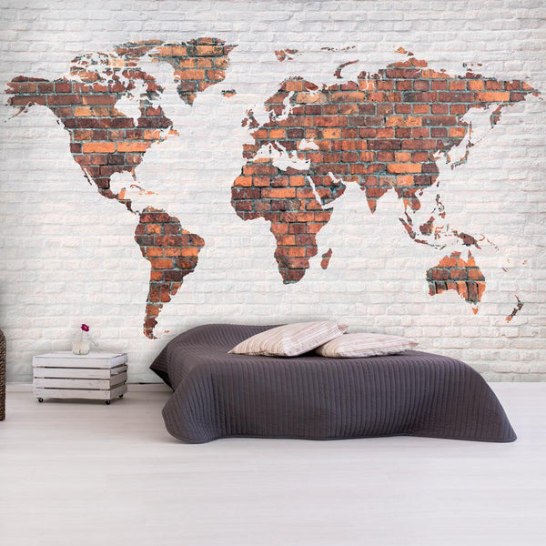 Fototapet - World Map: Brick Wall-Fototapet-Artgeist-100x70-peaceofhome.se