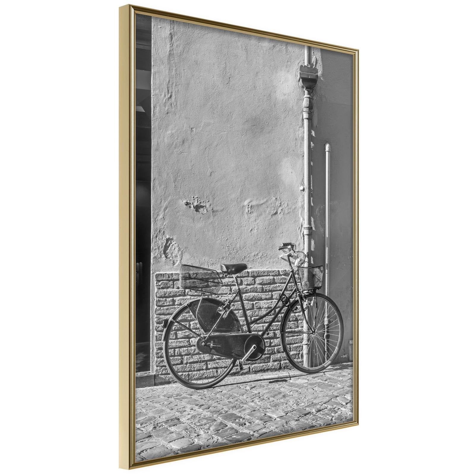 Inramad Poster / Tavla - Bicycle with Black Tires-Poster Inramad-Artgeist-20x30-Guldram-peaceofhome.se
